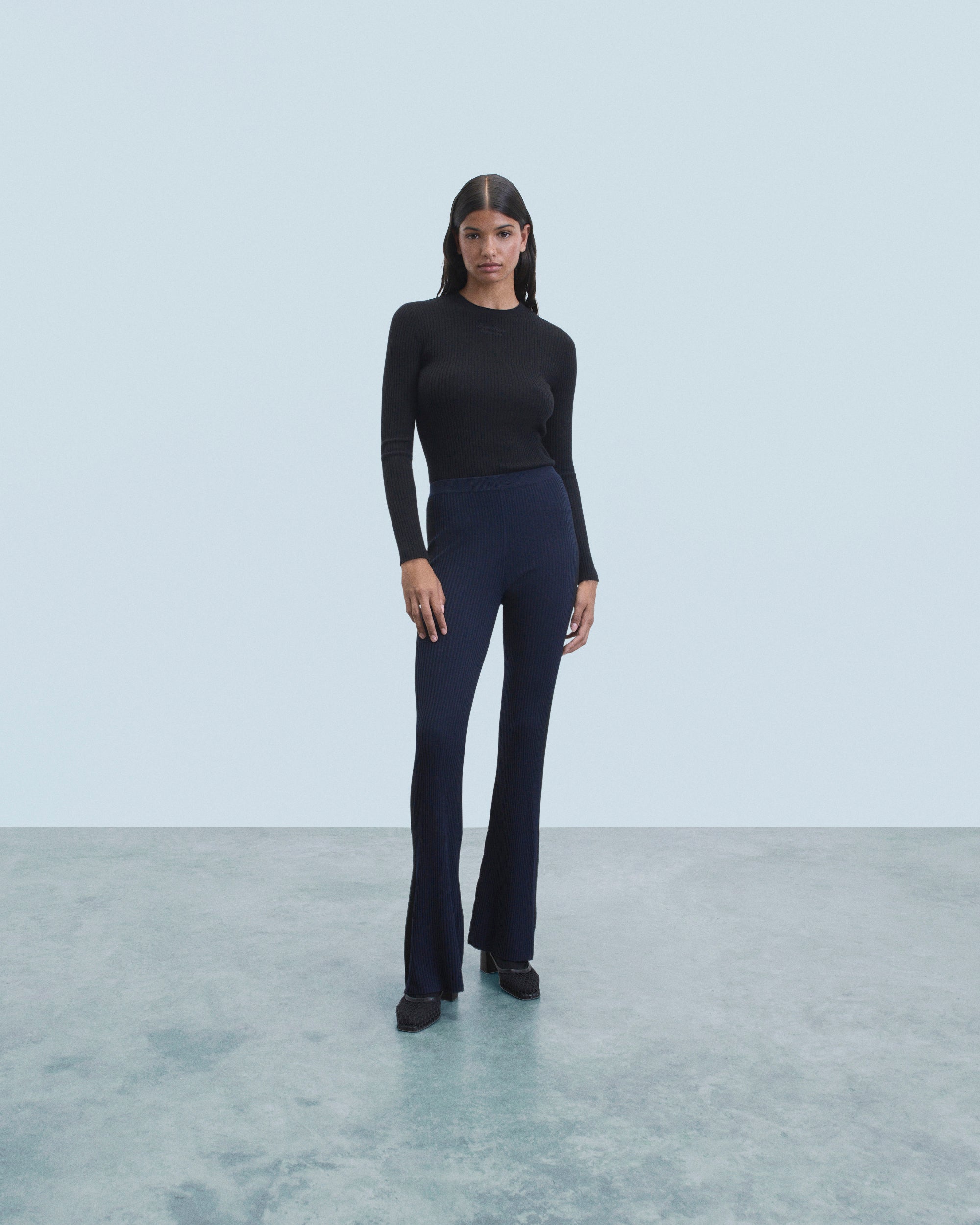 Y. ONLY PORTE / NAVY / NEW / QTY : 10 / Pantalon Flare - Navy