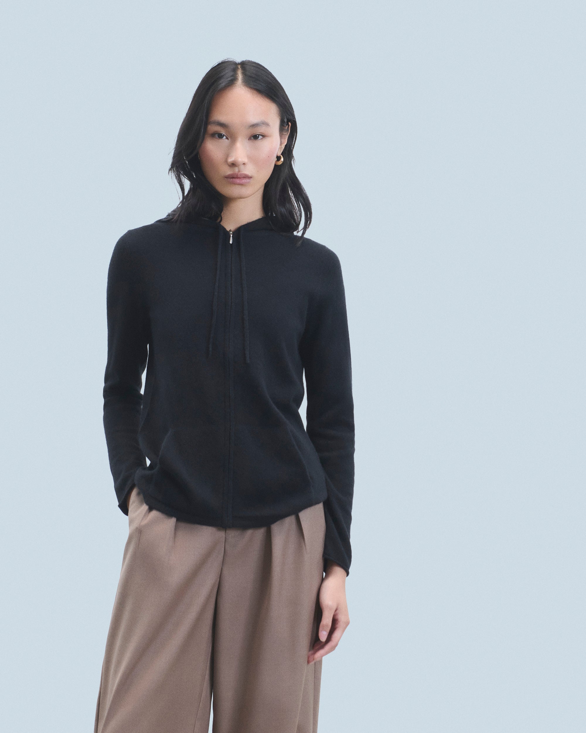 NOIR / NEW / QTY : 1 / Pull Hoodie Zippé - Noir