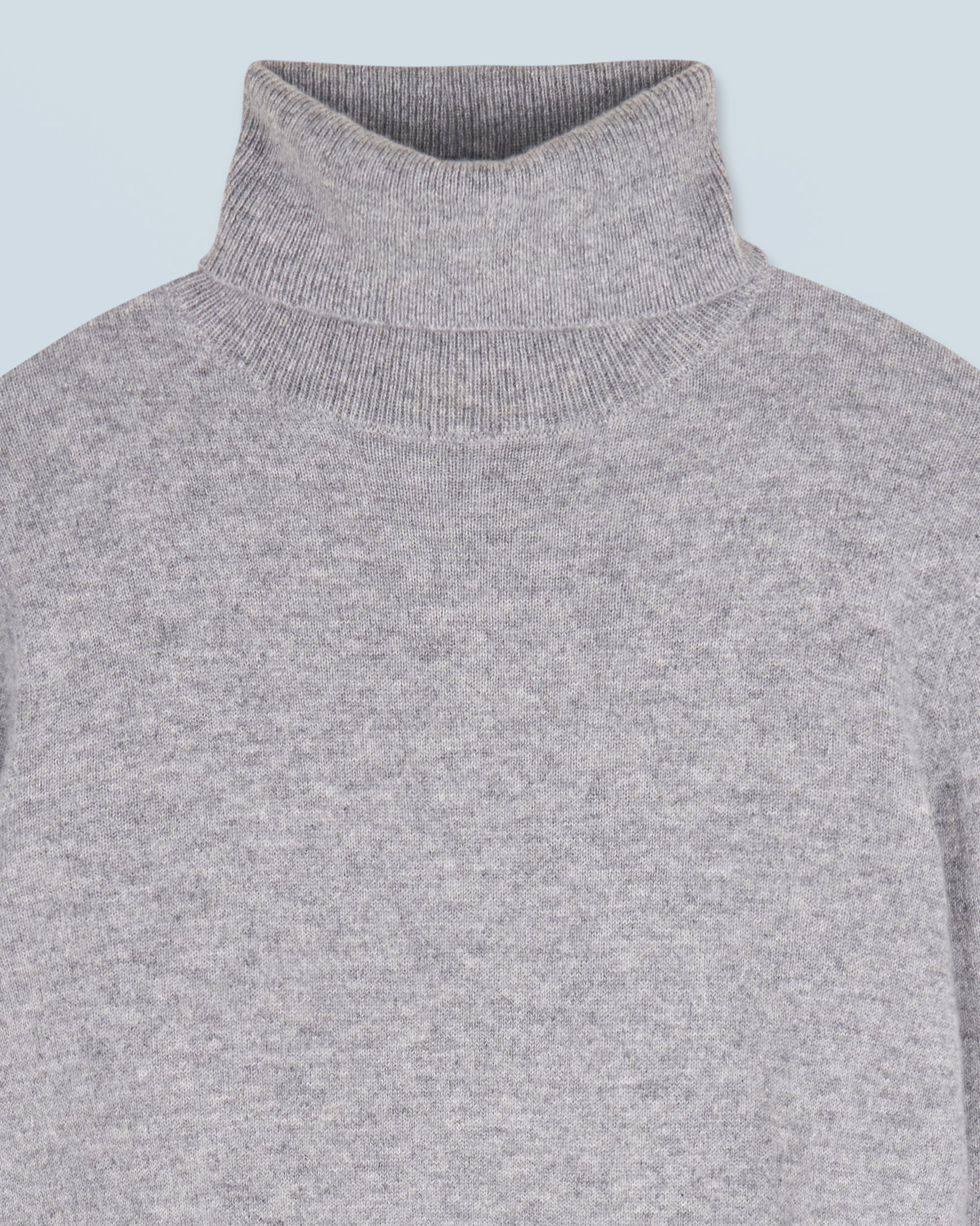 GRIS CHINE FONCE / NEW / QTY : 29 / Pull Col Roulé Basique - Gris Chine Fonce