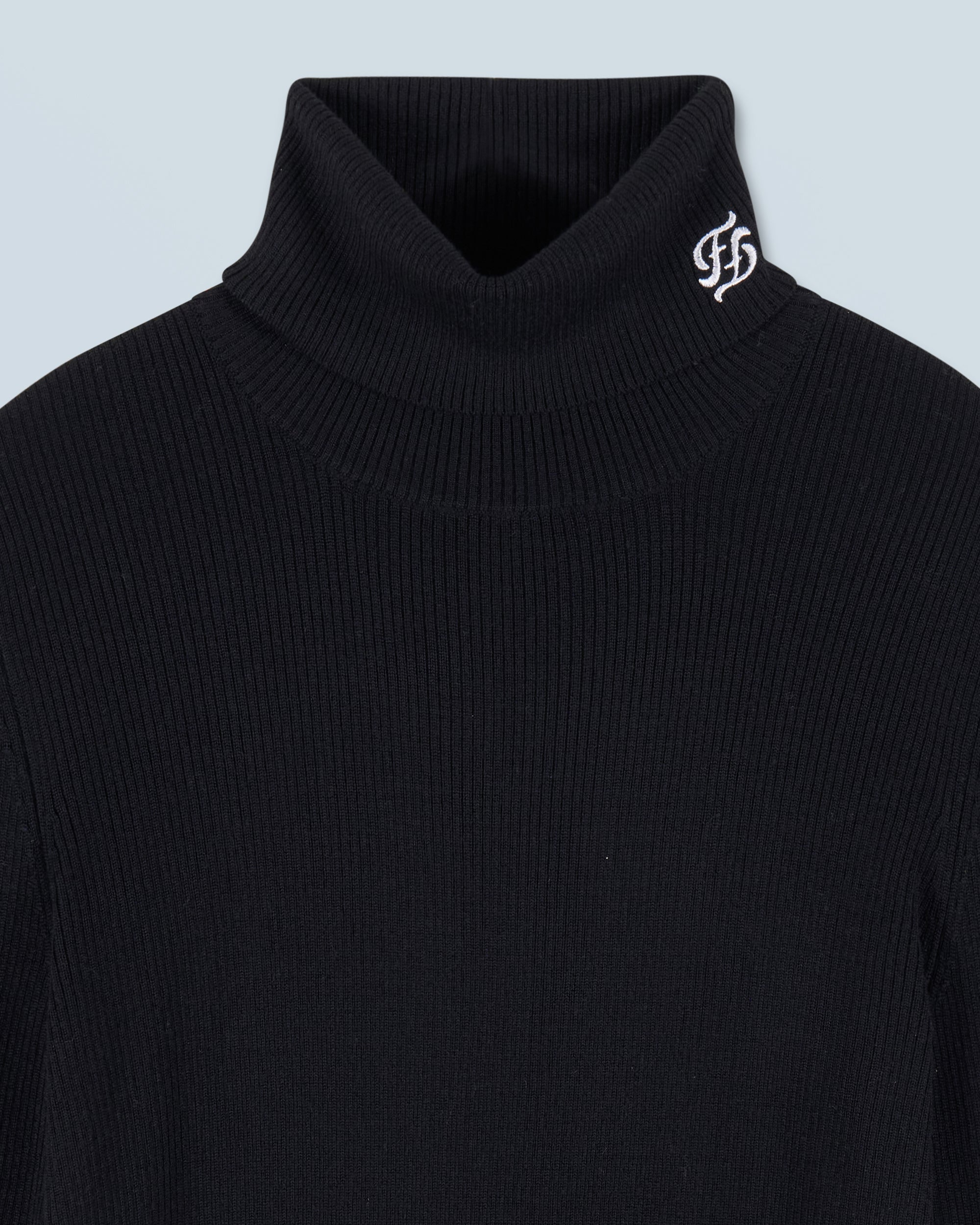 NOIR / NEW / QTY : 2 / Pull Col Roulé - Noir