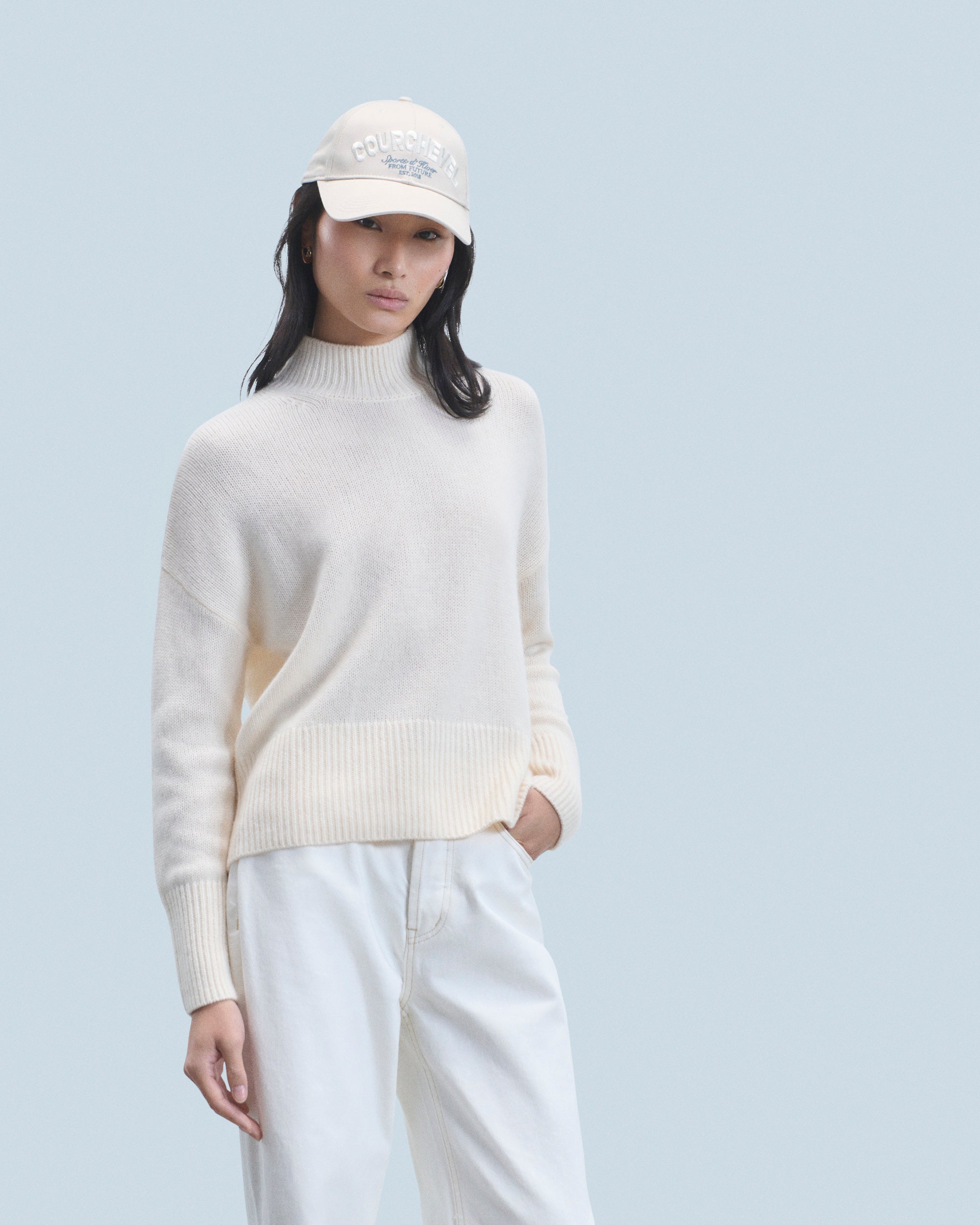 ECRU / NEW / QTY : 67 / Pull Col Montant Oversize - Ecru