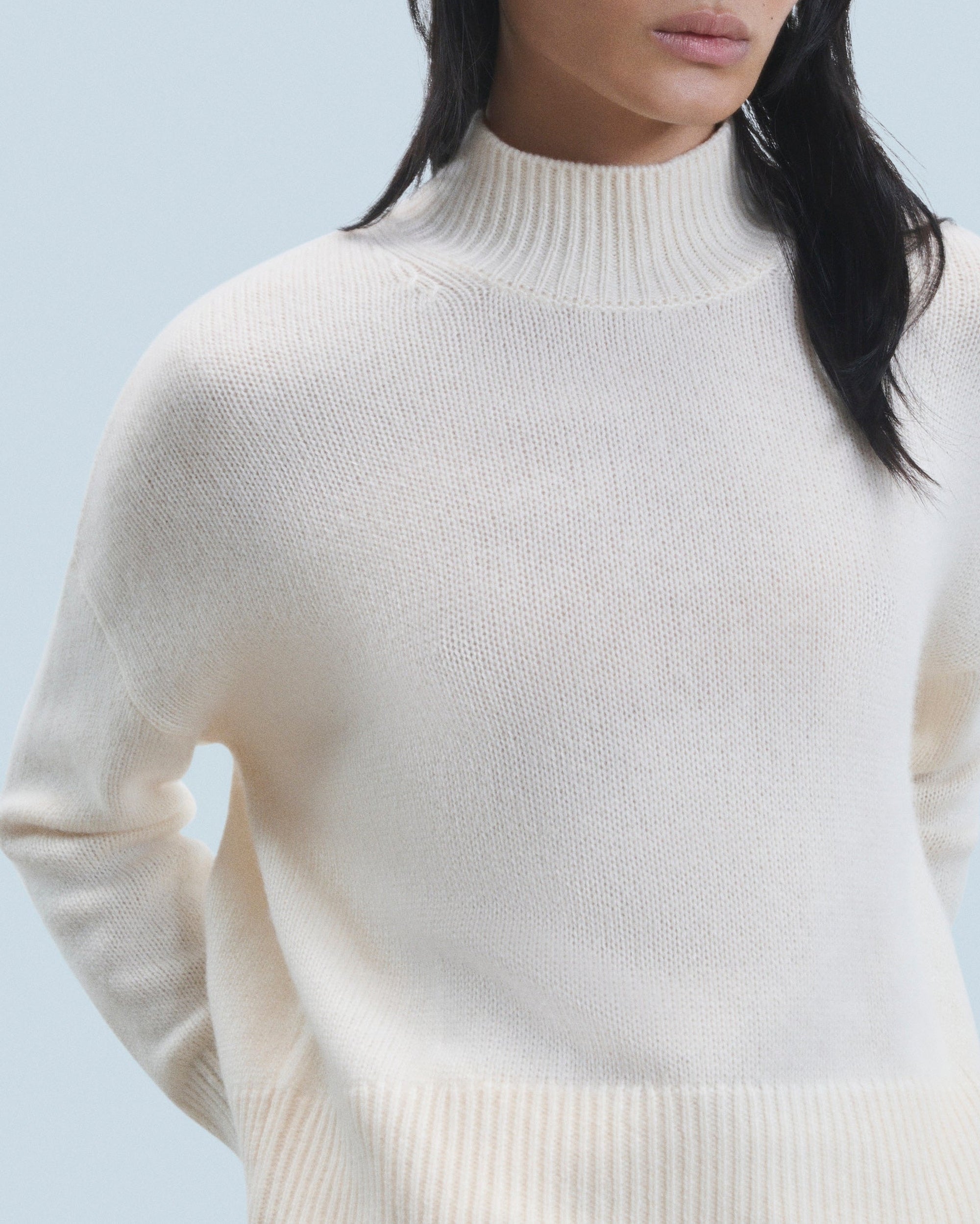 Pull oversize à col montant en cachemire - Ecru