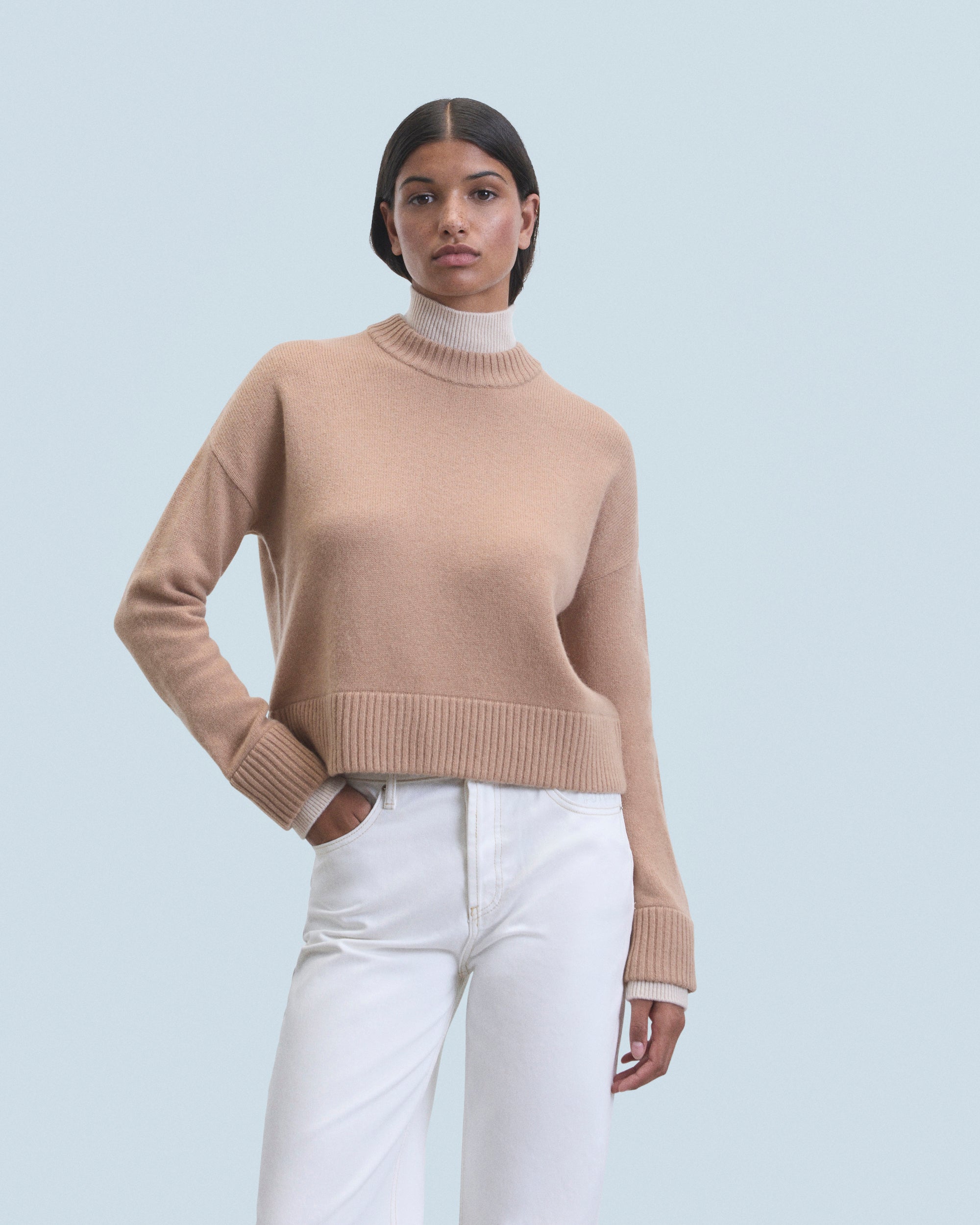 CAMEL / DJV / QTY : 2 / Pull Col Montant - Camel