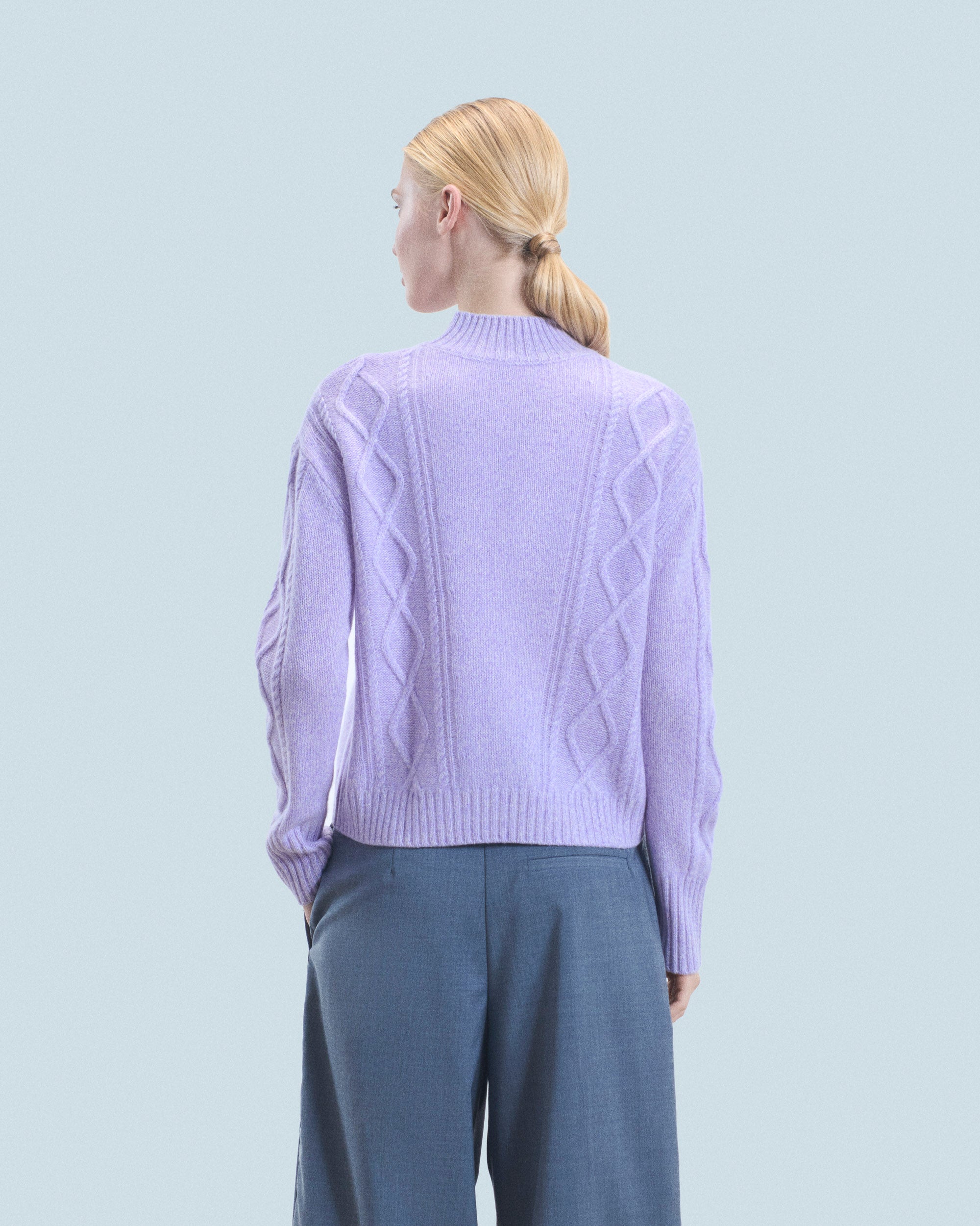 Pull col montant à torsades en cachemire - Lilac Mouline
