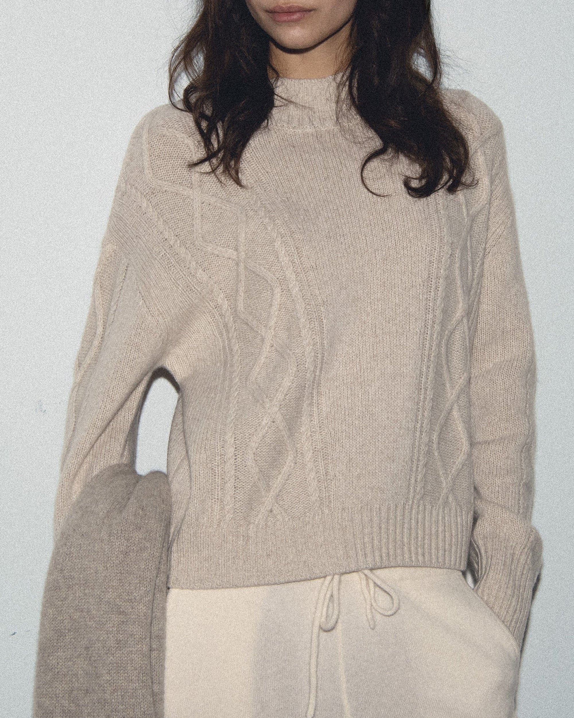 Pull col montant à torsades en cachemire - Beige Mouline