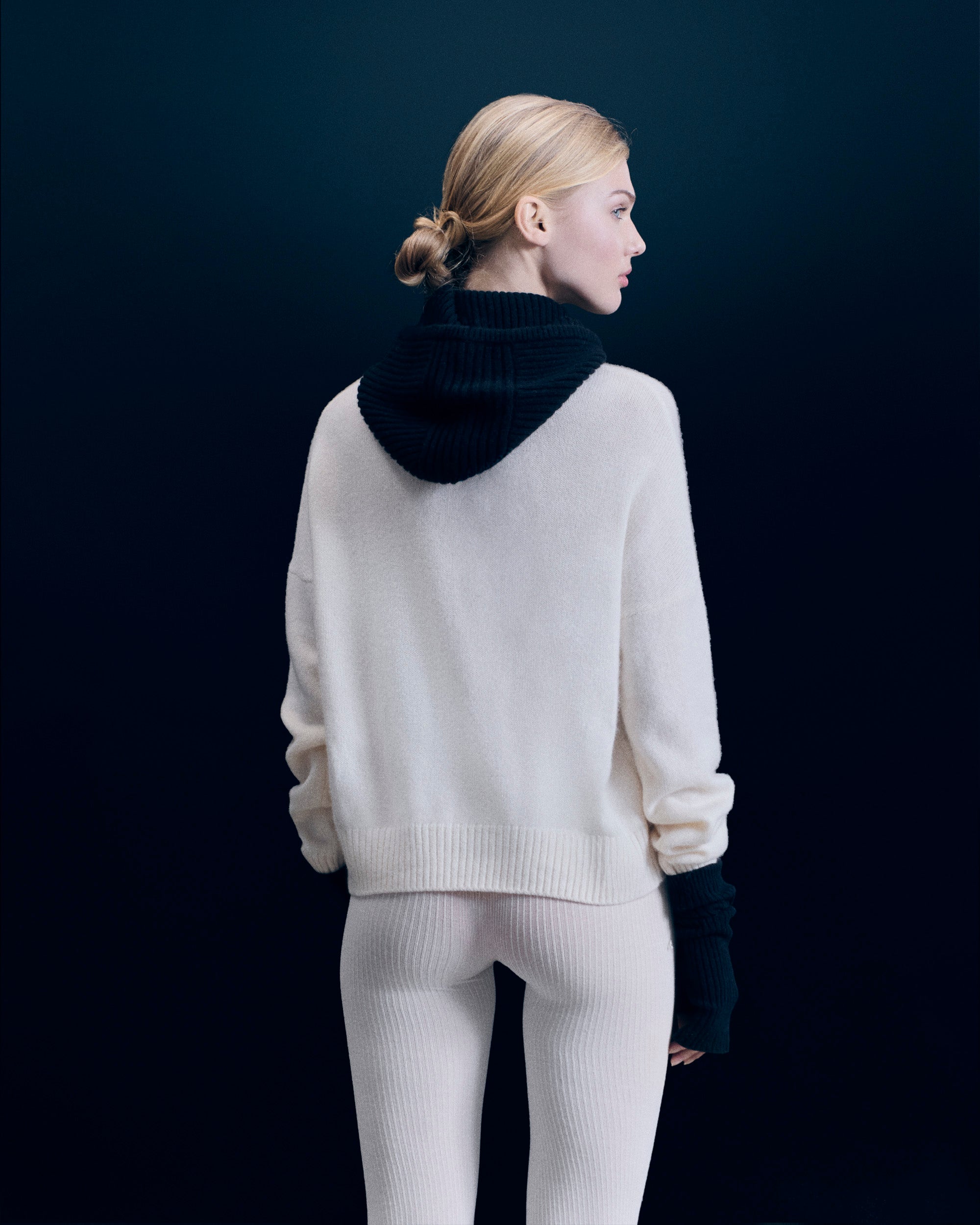 ECRU / DJV / QTY : 7 / Pull Col Montant Sport D'hiver - Ecru