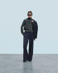 LAVA GREY / NEW / QTY : 1 / Pull Col Rond - Lava Grey