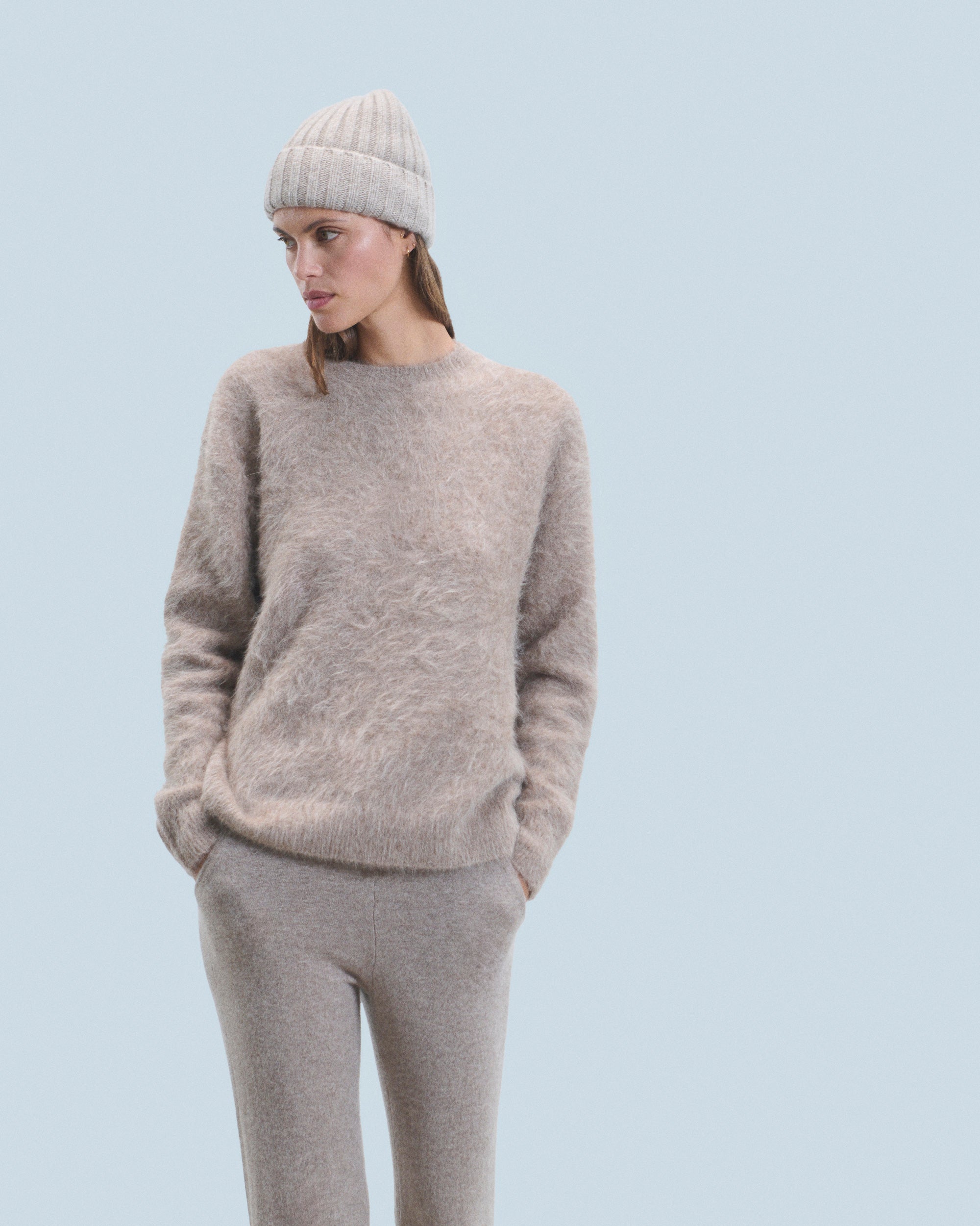 TAUPE CHINE / NEW / QTY : 6 / Pull Col Rond Alpaga - Taupe Chine