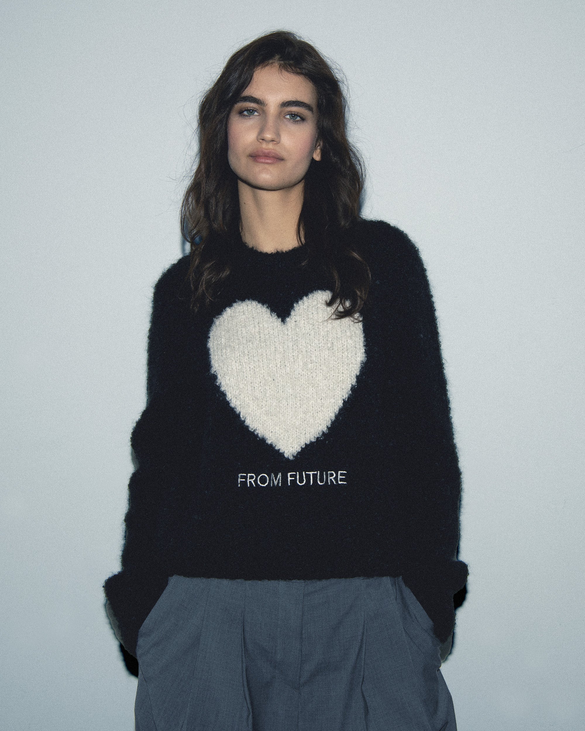 NOIR / DJV / QTY : 0 / Pull Col Rond Coeur - Noir