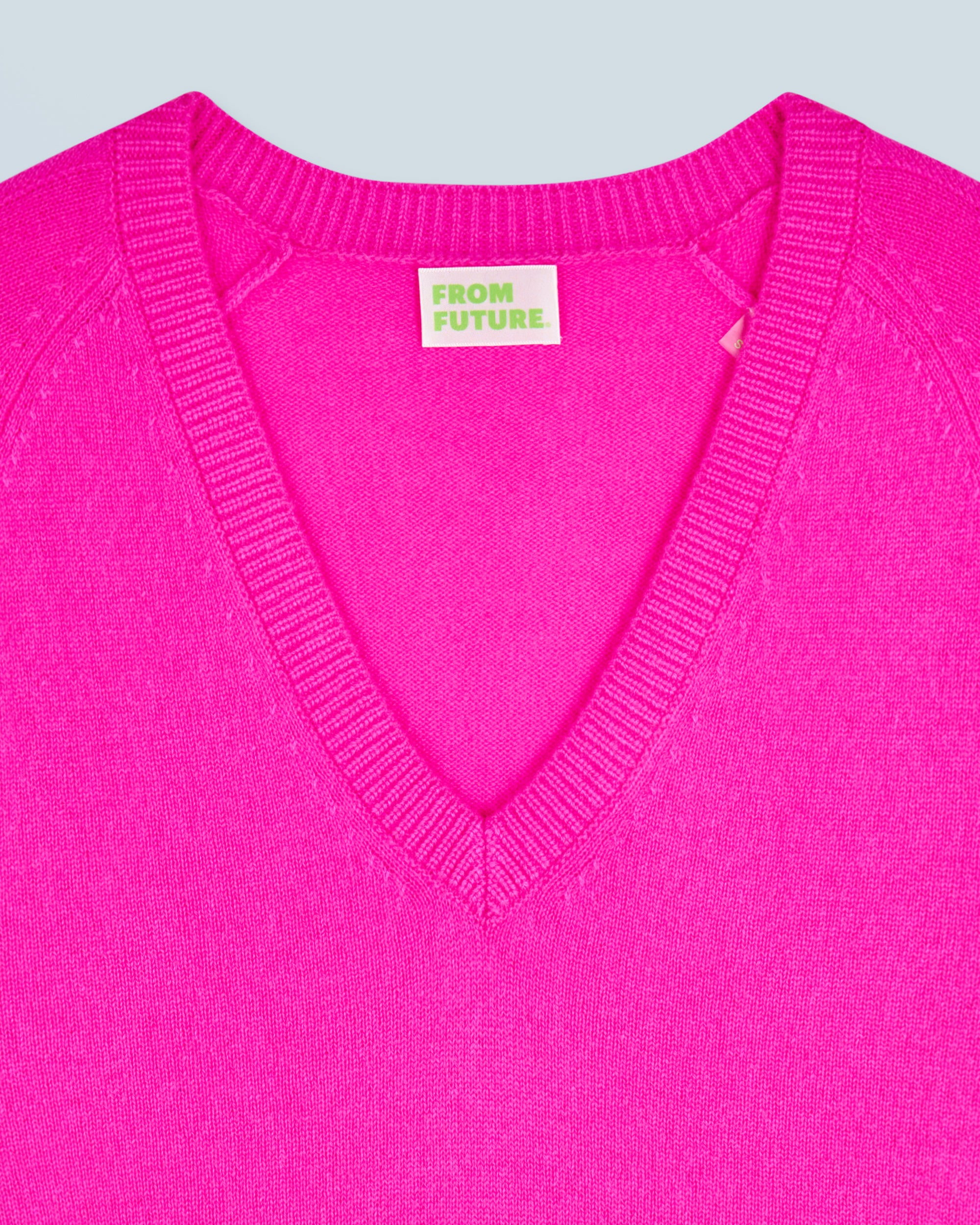 Oversized cashmere V-neck jumper - Utopic Pink