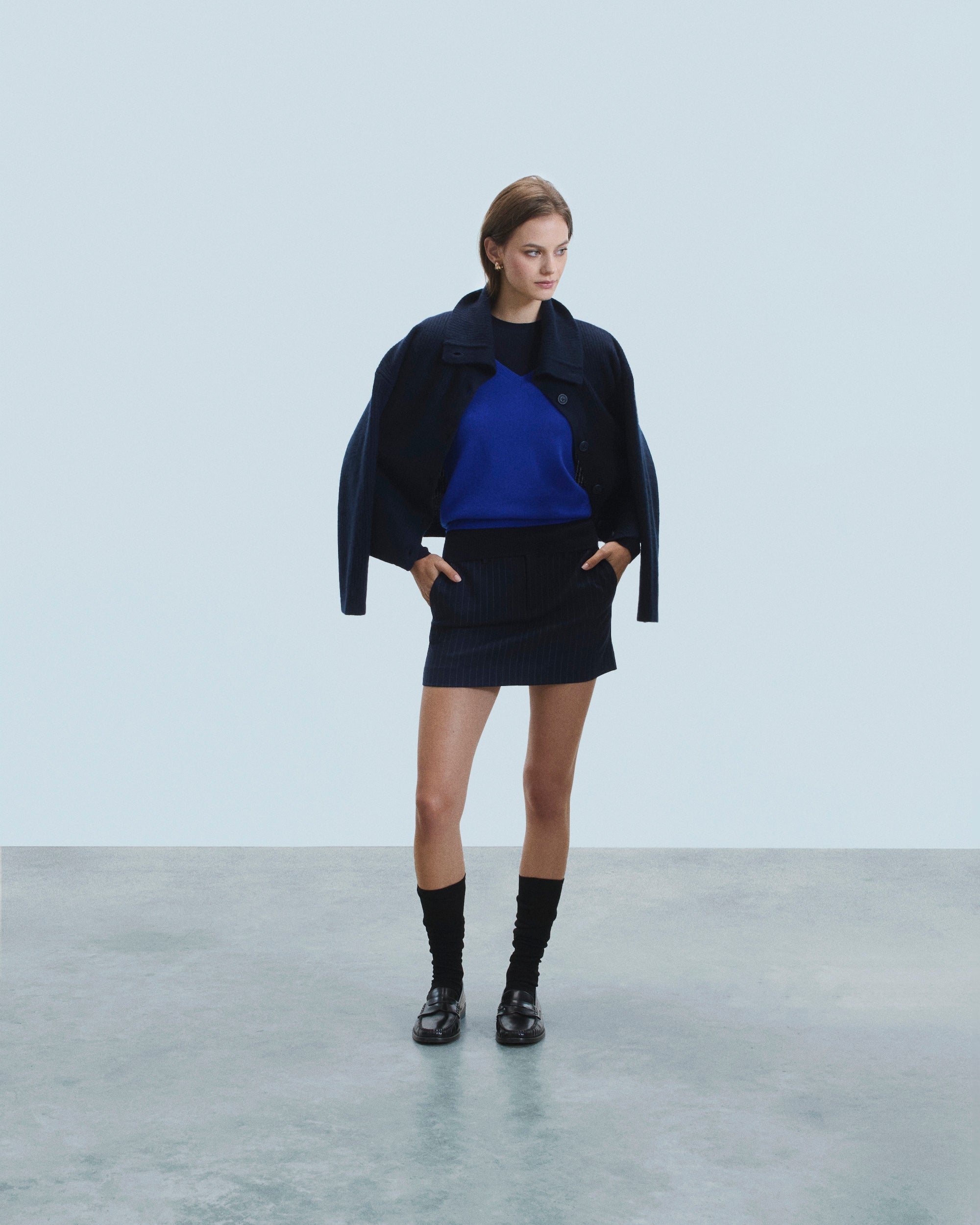 POP BLUE / DJV / QTY : 0 / Pull Col V Basique - Pop Blue