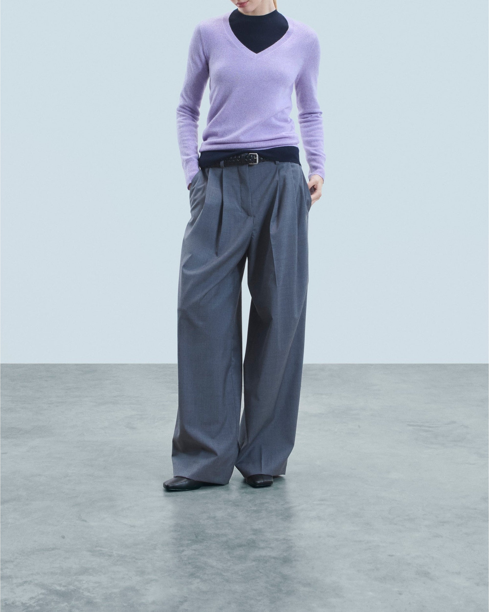 Basic cashmere V-neck jumper - Lilac Mouline