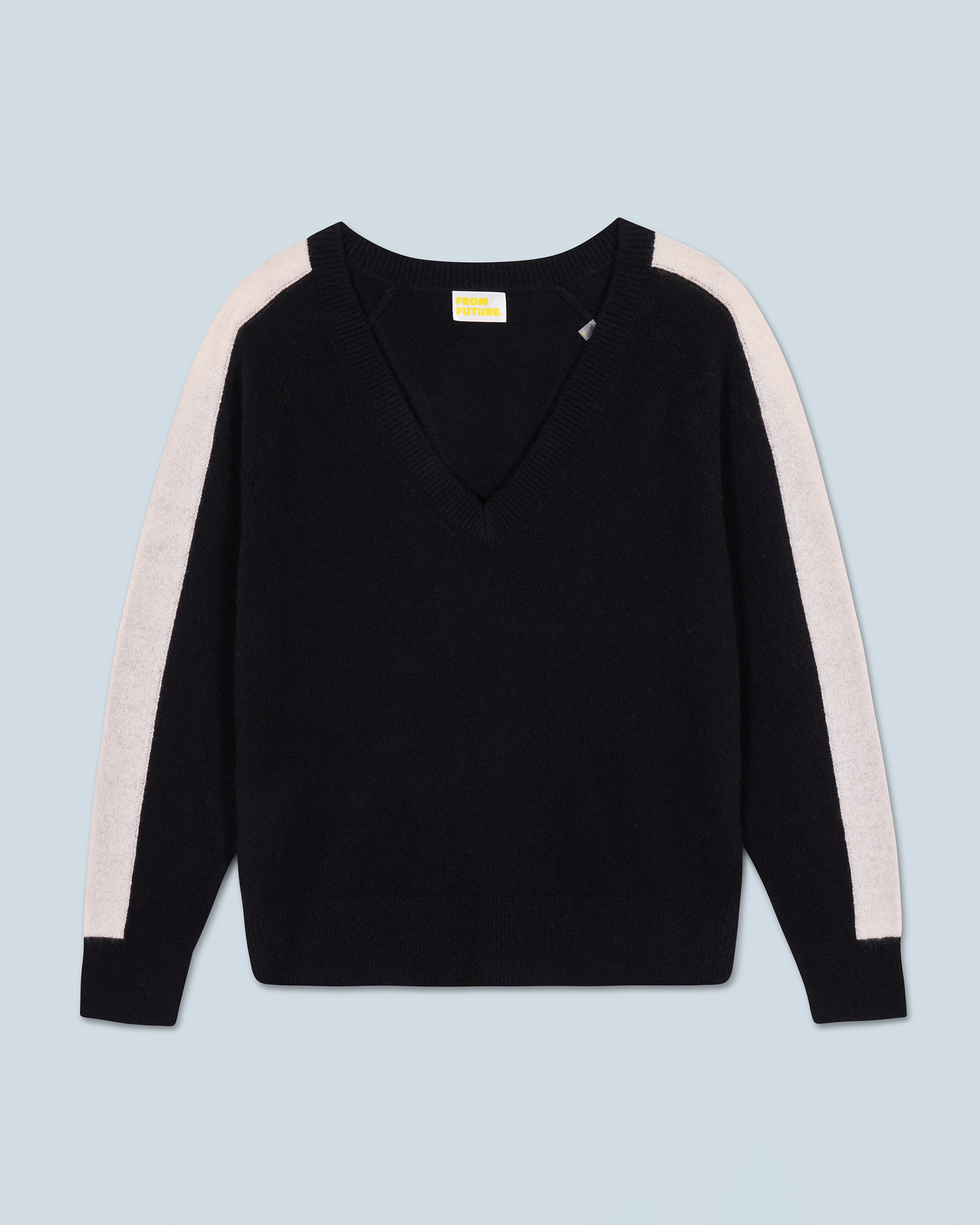 NOIR / NEW / QTY : 3 / Pull Col V Oversize Bandes Bicolore Léger - Noir