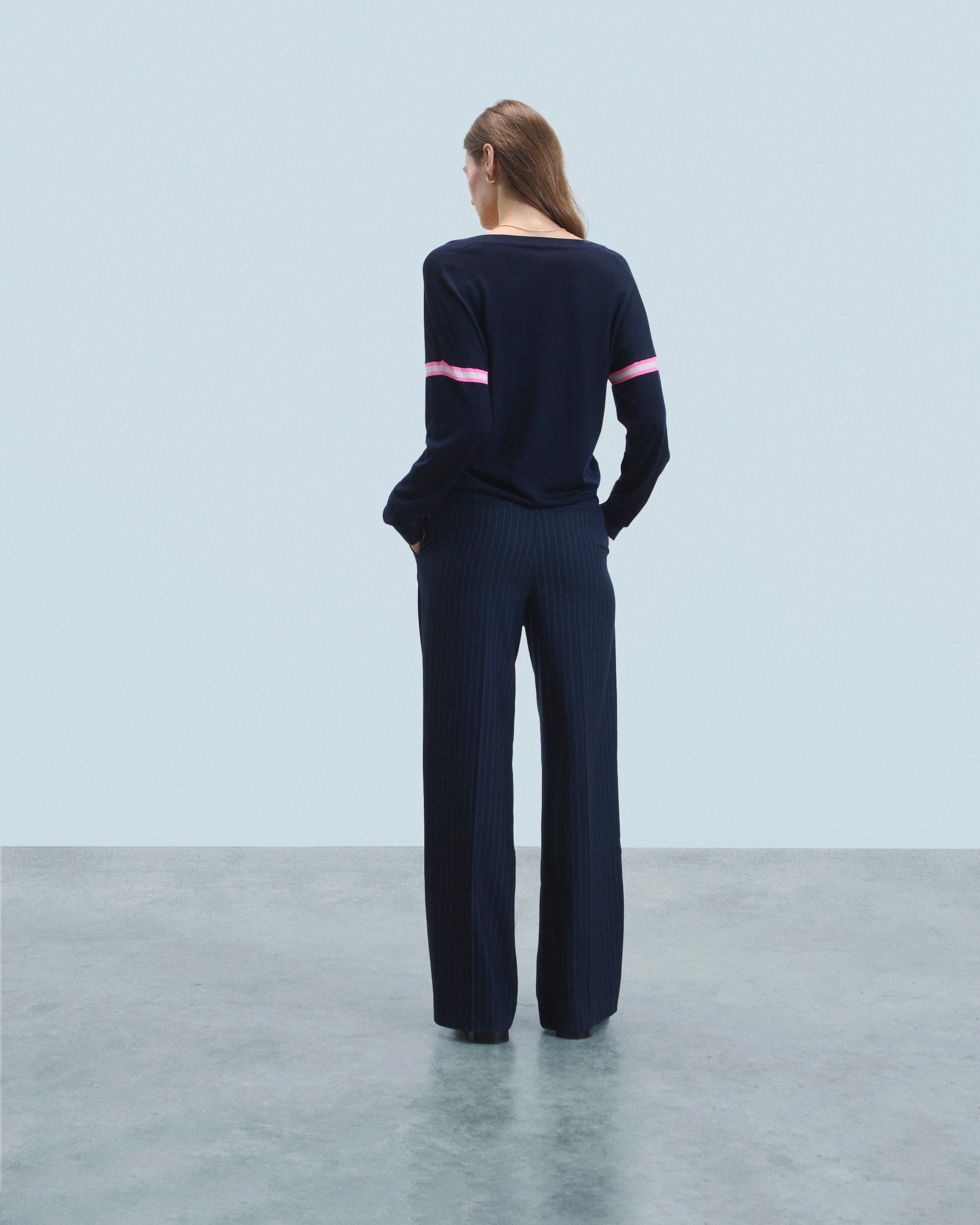 Y. ONLY PORTE / NAVY / NEW / QTY : 4 / Pull Col V - Navy