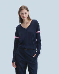 Y. ONLY PORTE / NAVY / NEW / QTY : 4 / Pull Col V - Navy