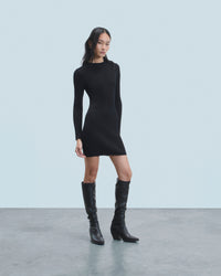 NOIR / NEW / QTY : 24 / Robe Courte Manche Longue Metallisée - Noir