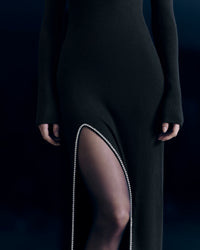 NOIR / NEW / QTY : 106 / Robe Longue Manches Longues - Noir