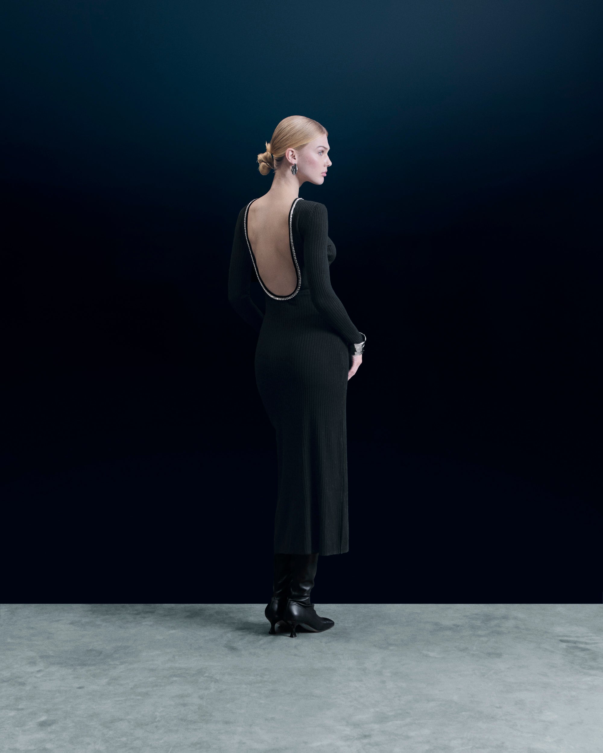Y. ONLY PORTE / NOIR / NEW / QTY : 48 / Robe Longue Manches Longues - Noir