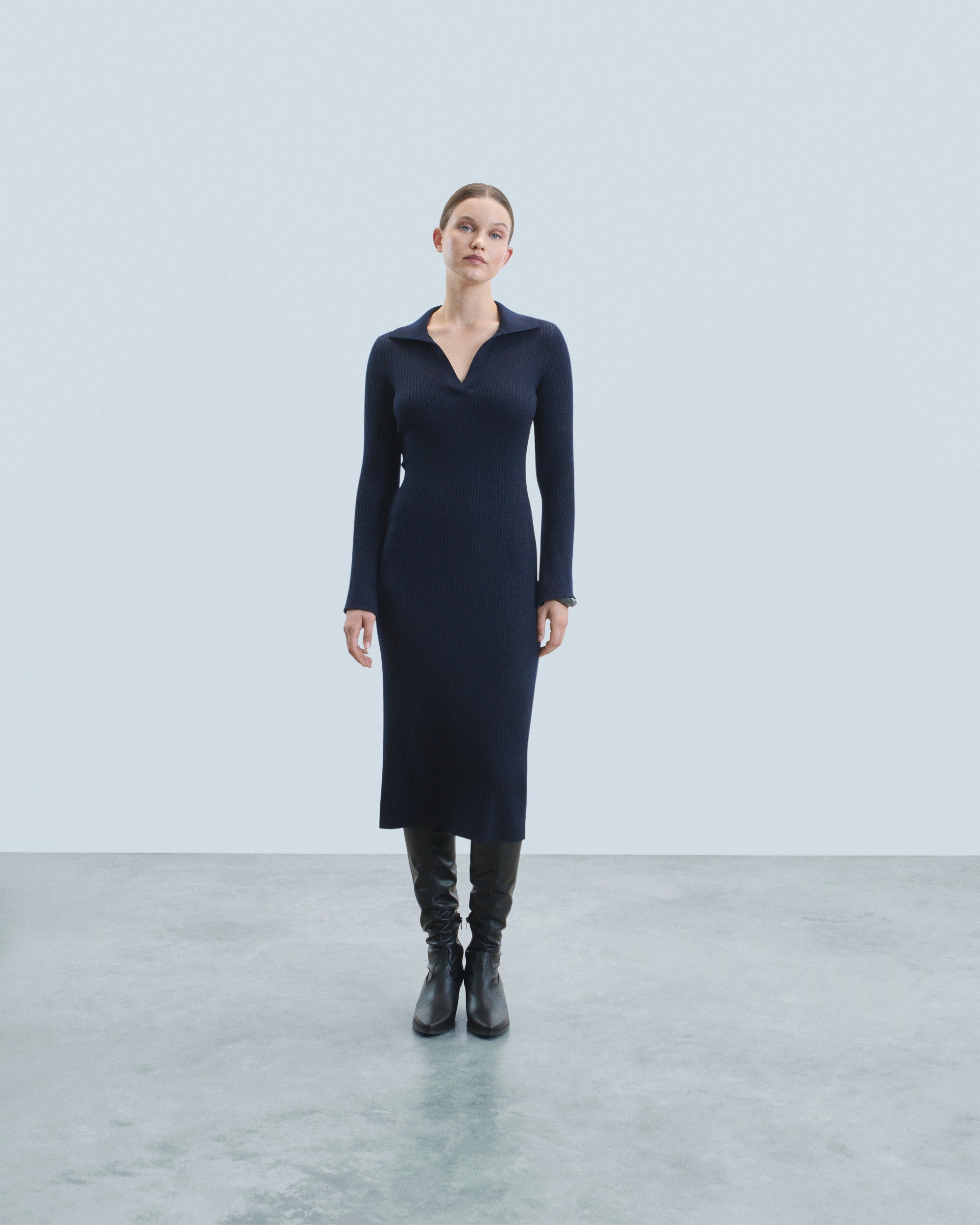 Y. ONLY PORTE / NAVY / NEW / QTY : 49 / Robe Longue Manche Longue Col Polo - Navy