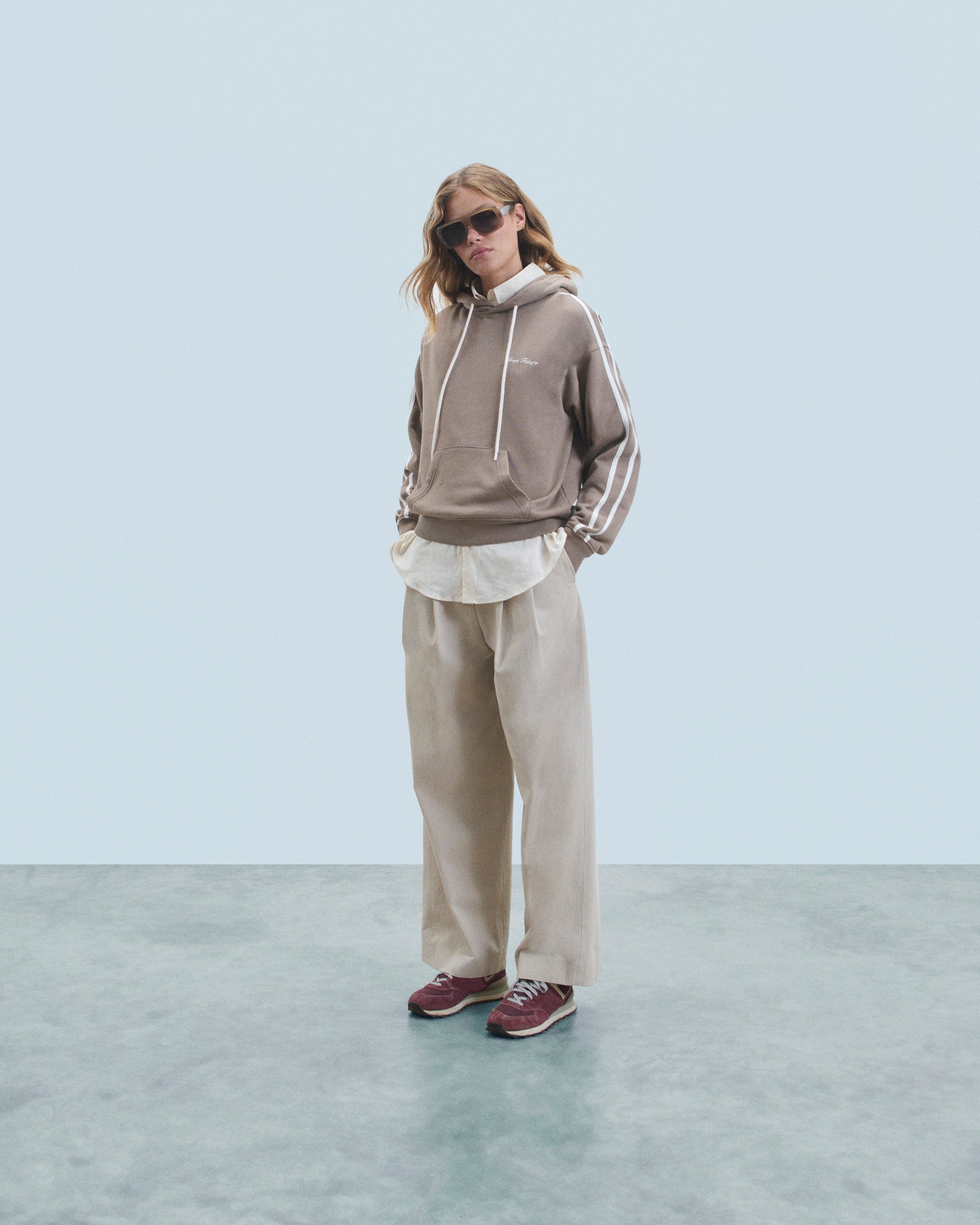 Y. ONLY PORTE / TAUPE / NEW / QTY : 5 / Sweatshirt Hoodie Future - Taupe