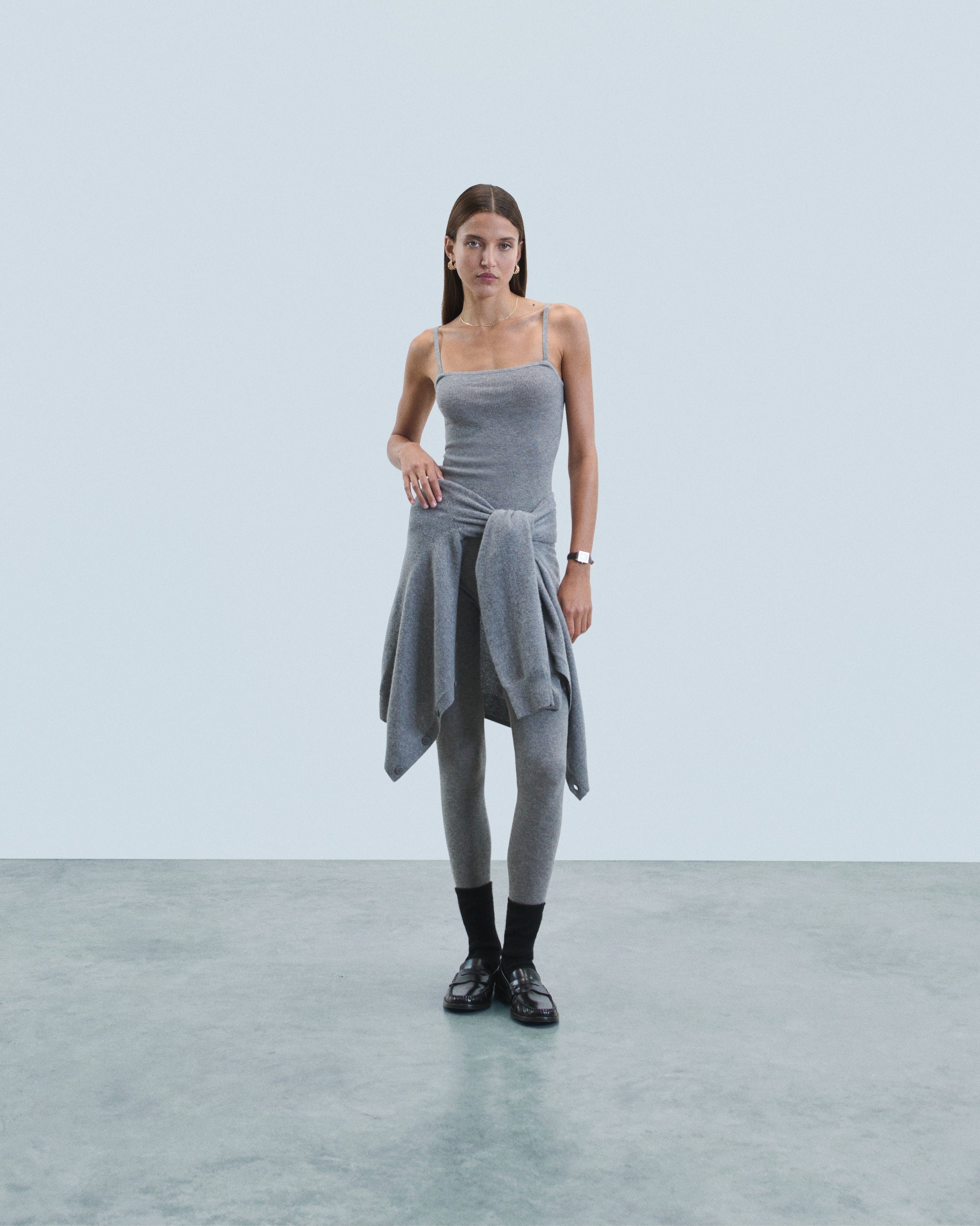 GRIS CHINE FONCE / DJV / QTY : 2 / Top Bretelle Seconde Peau - Gris Chine Fonce