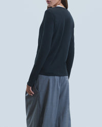 V-neck T-shirt - Black