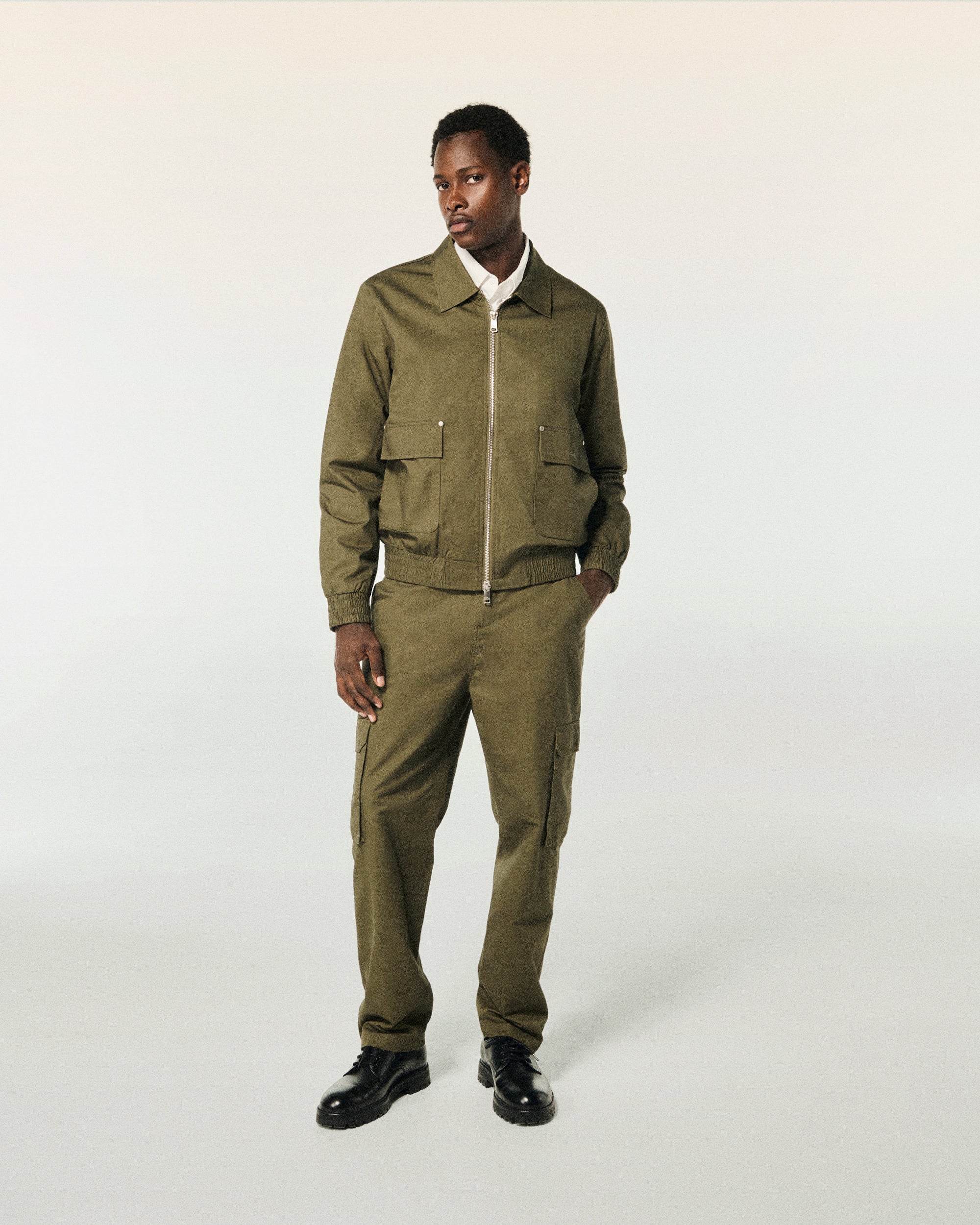 KAKI / NEW / QTY : 30 / Outerwear Veste - Kaki