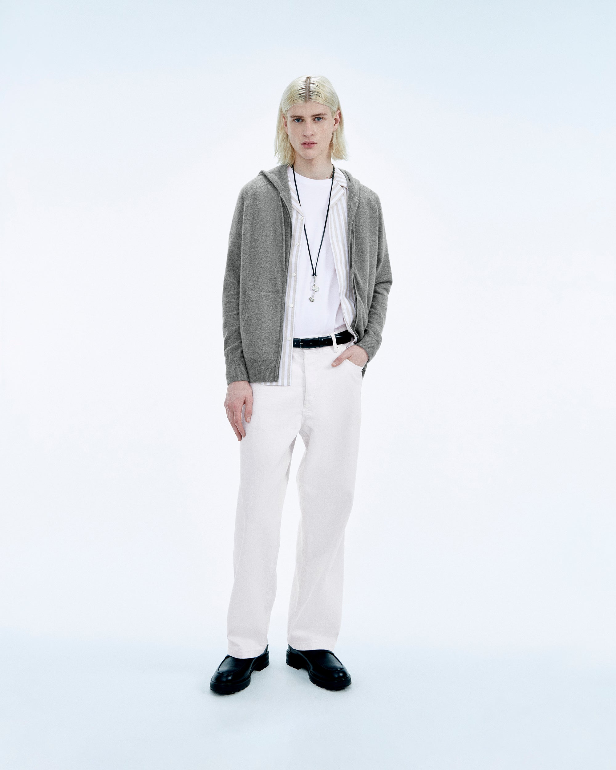 Y. ONLY PORTE / GRIS CHINE FONCE / NEW / QTY : 5 / Pull Hoodie Uni - Gris Chine Fonce