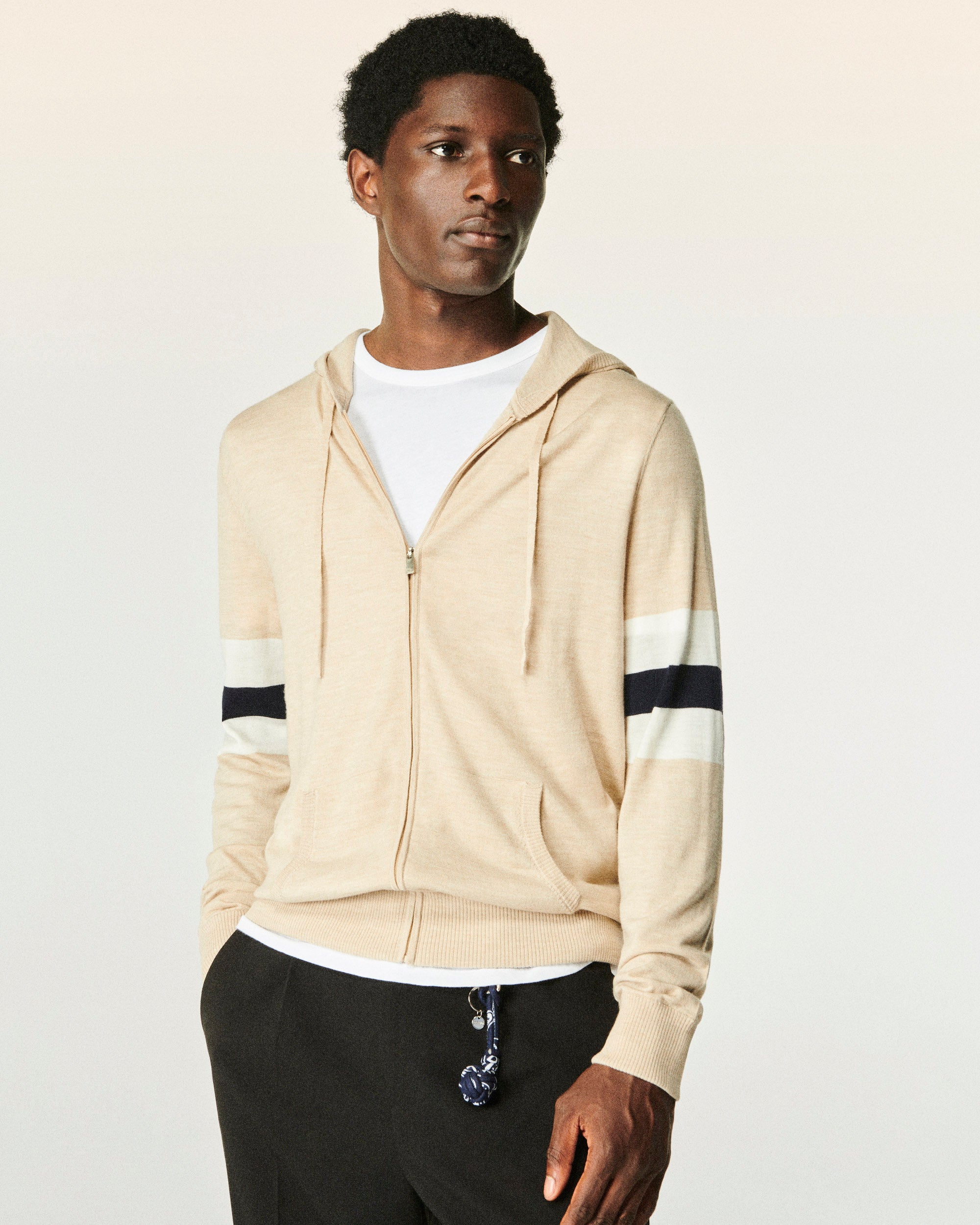 BEIGE CHINÉ / NEW / QTY : 1 / Pull Hoodie Brassard - Beige Chiné