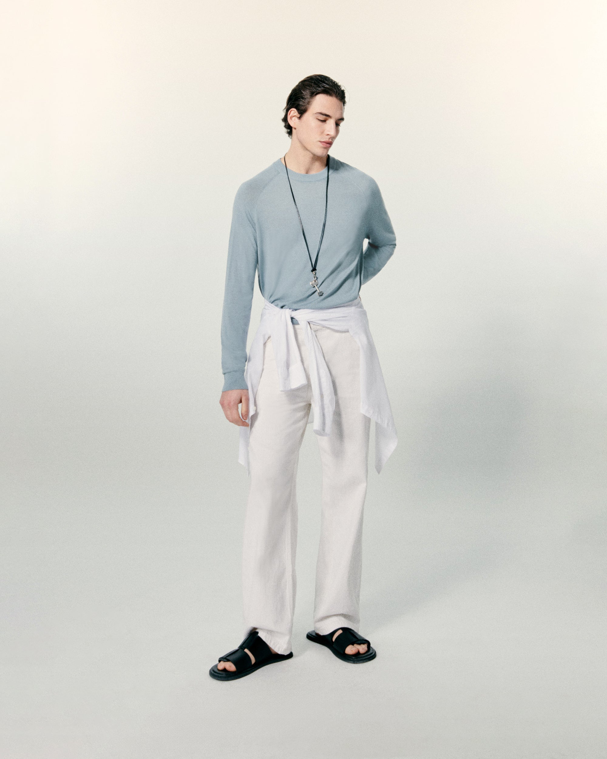 GREY BLUE / NEW / QTY : 9 / Pull Col Rond - Grey Blue