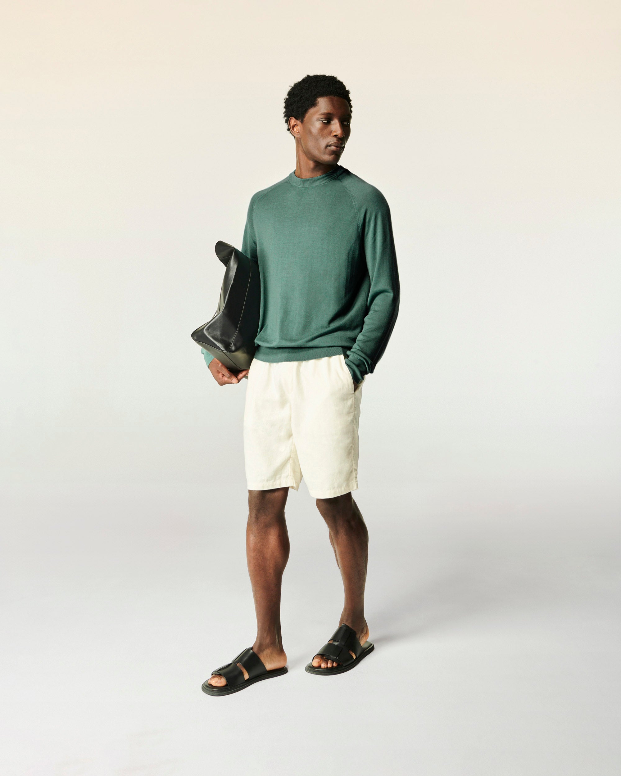 Y. ONLY PORTE / WASHED GREEN / NEW / QTY : 11 / Pull Col Rond - Washed Green