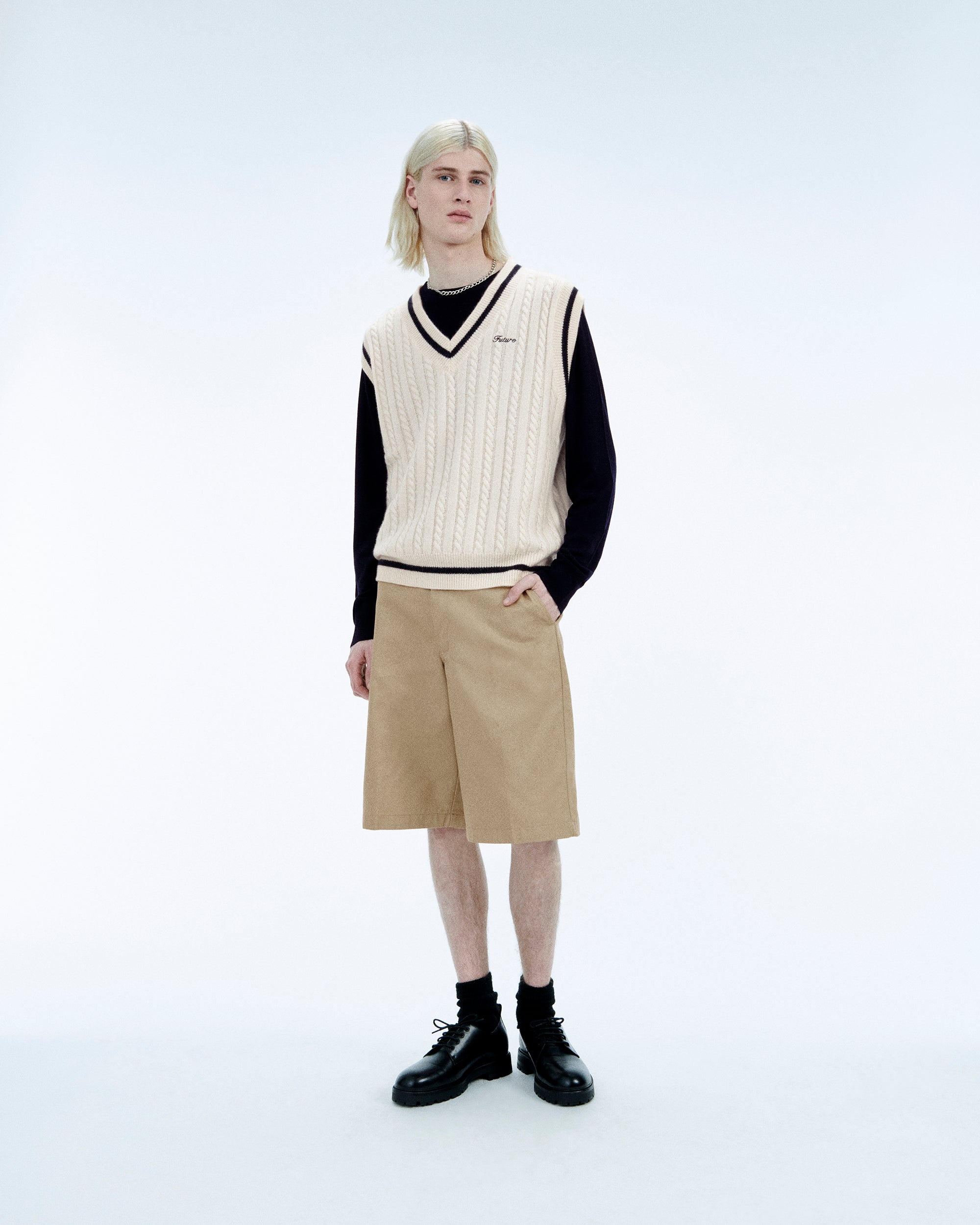 ECRU / NEW / QTY : 1 / Pull Sans Manche Col Polo Future - Ecru