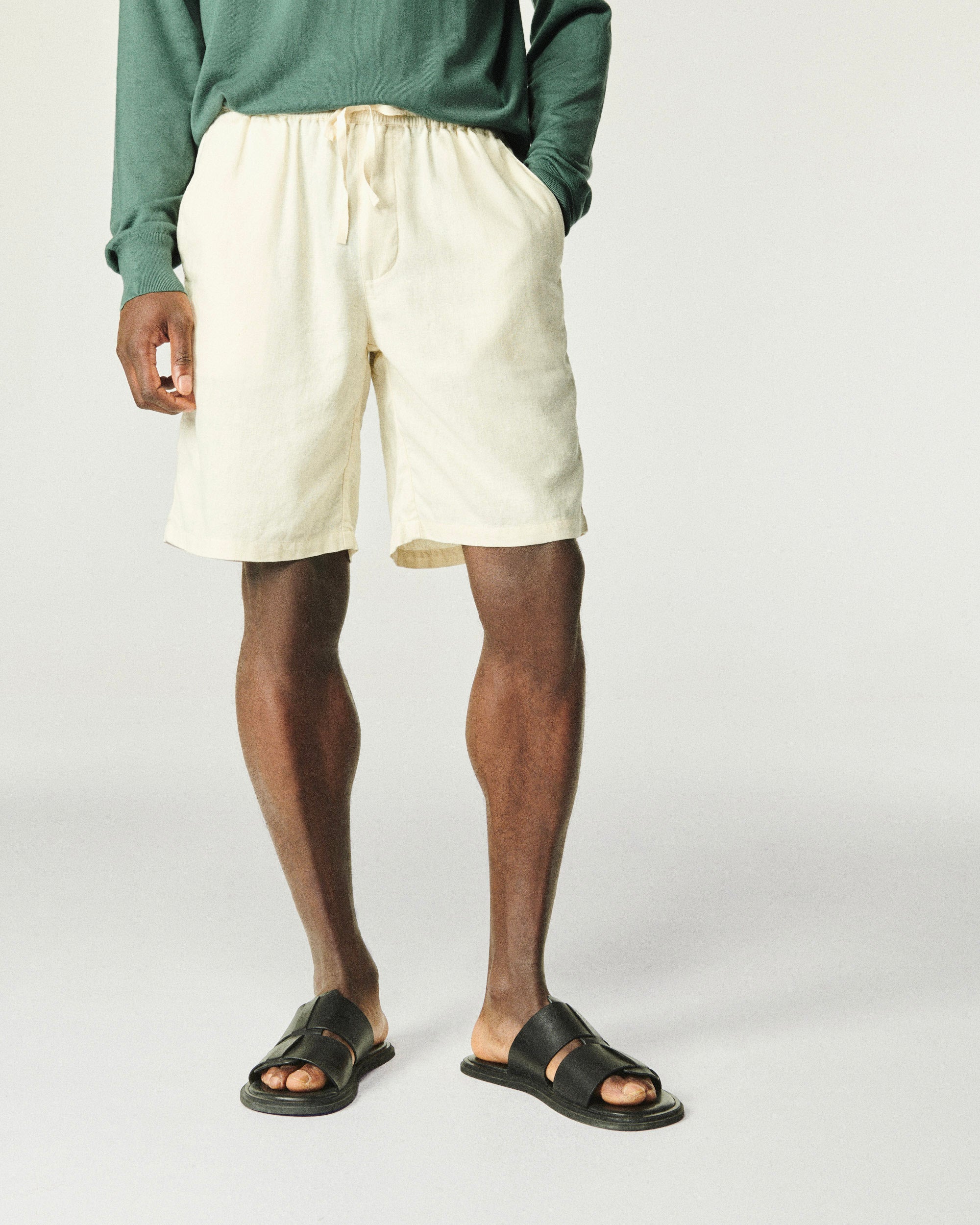 ECRU / NEW / QTY : 36 / Short Bermuda - Ecru