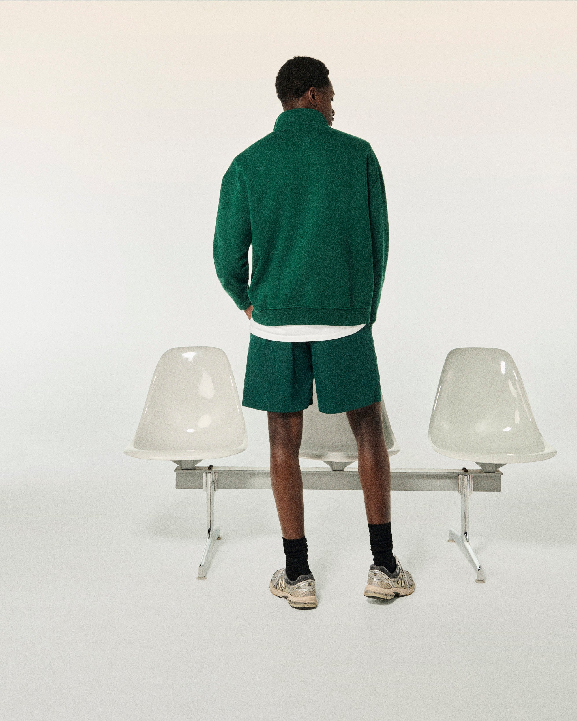 COLLEGE GREEN / NEW / QTY : 9 / Sweatshirt Col Camionneur Future Ton Sur Ton - College Green