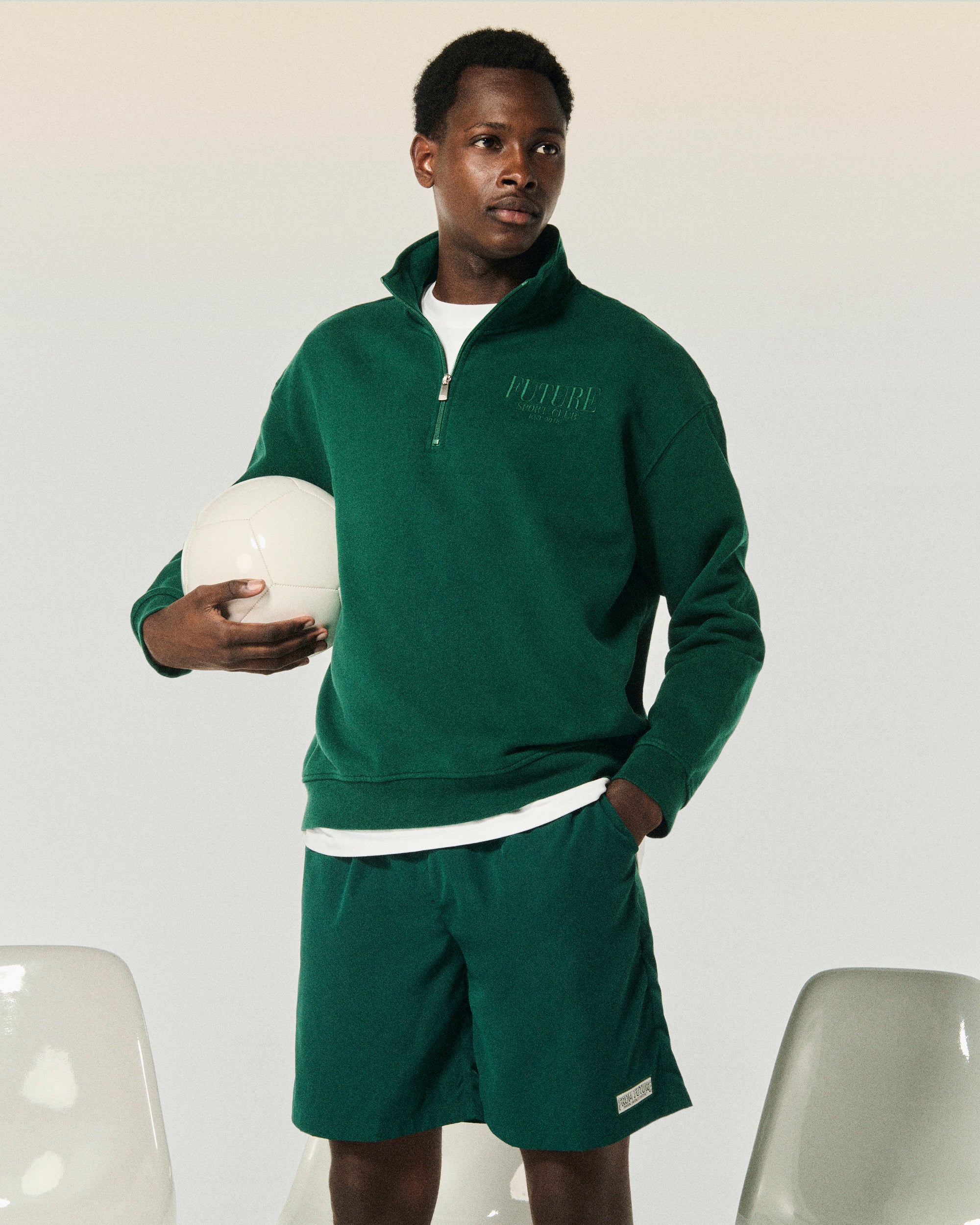 COLLEGE GREEN / NEW / QTY : 9 / Sweatshirt Col Camionneur Future Ton Sur Ton - College Green