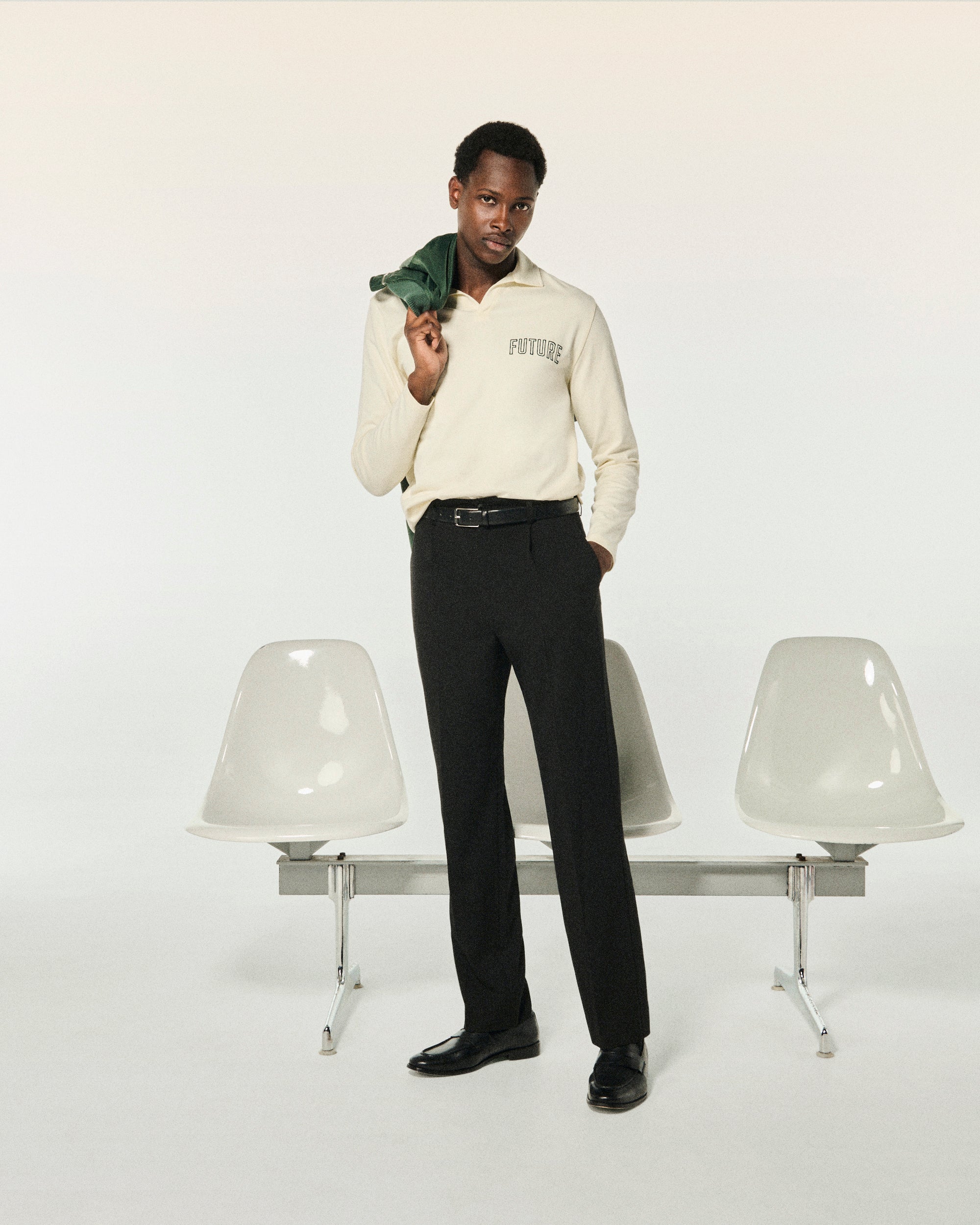 ECRU / NEW / QTY : 19 / T-shirt Col Polo Future - Ecru