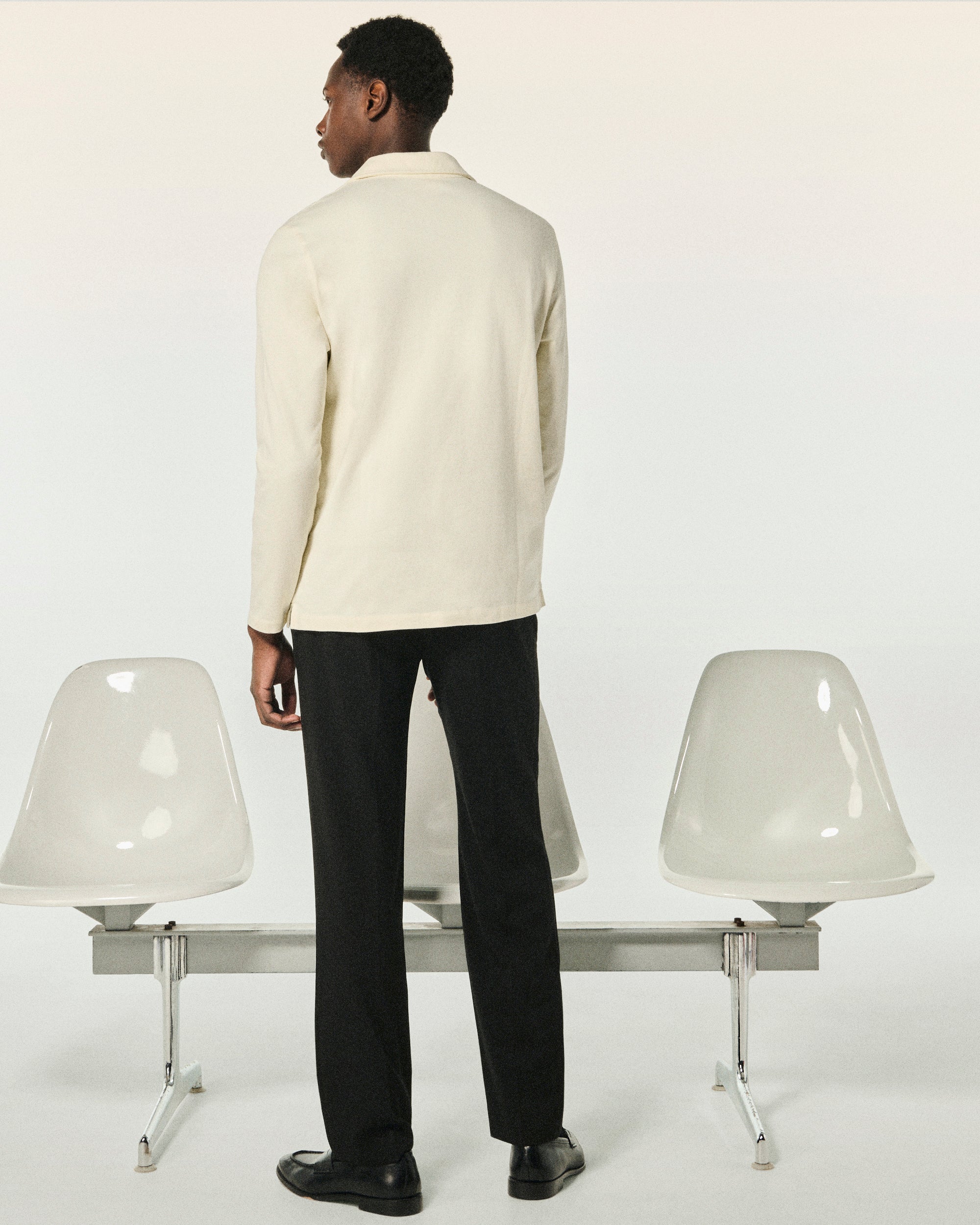 ECRU / NEW / QTY : 19 / T-shirt Col Polo Future - Ecru