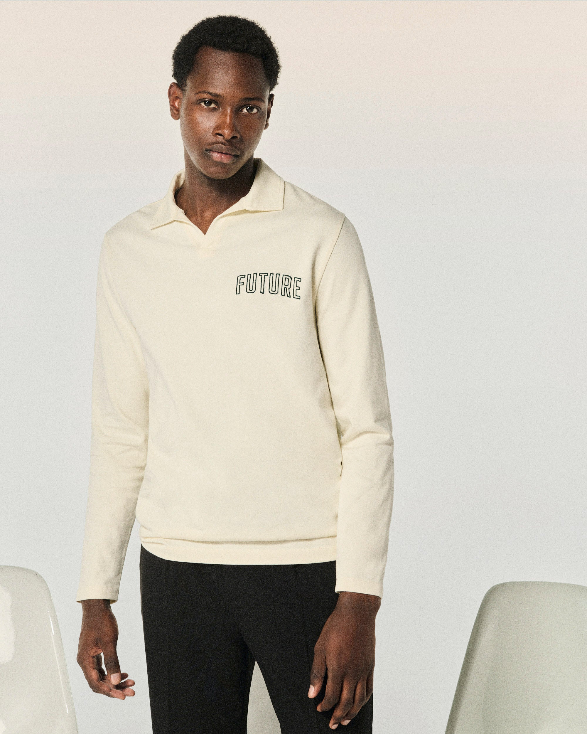 ECRU / NEW / QTY : 19 / T-shirt Col Polo Future - Ecru