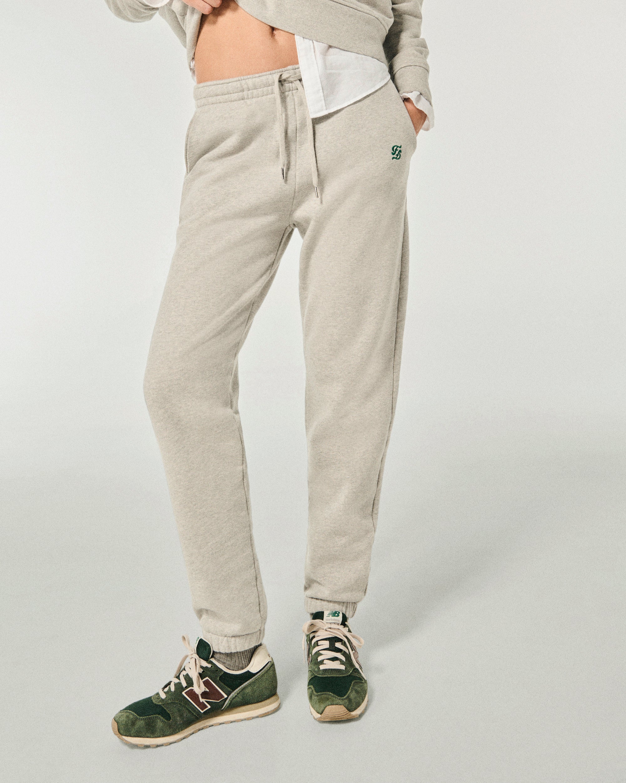 GRIS CHINE CLAIR / NEW / QTY : 30 / Jogging Droit Double F - Gris Chine Clair