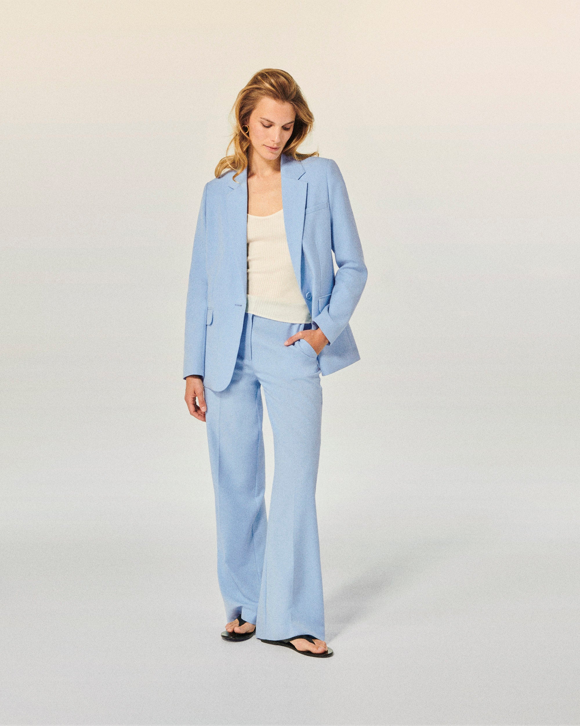 BABY BLUE / NEW / QTY : 35 / Pantalon Large - Baby Blue