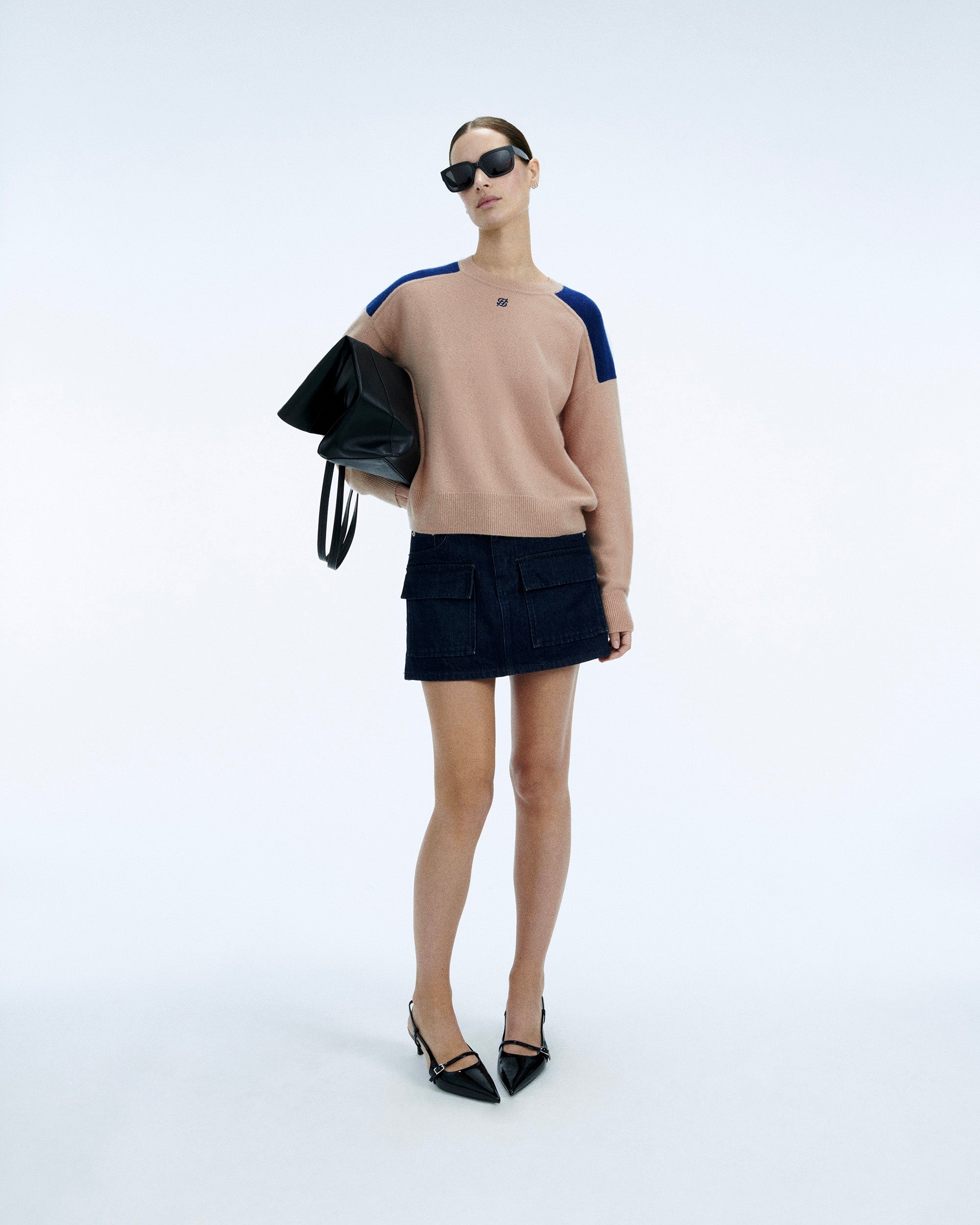 Y. ONLY PORTE / TROPICAL CAMEL / NEW / QTY : 1 / Pull Col Rond Bicolore et Broderie - Tropical Camel
