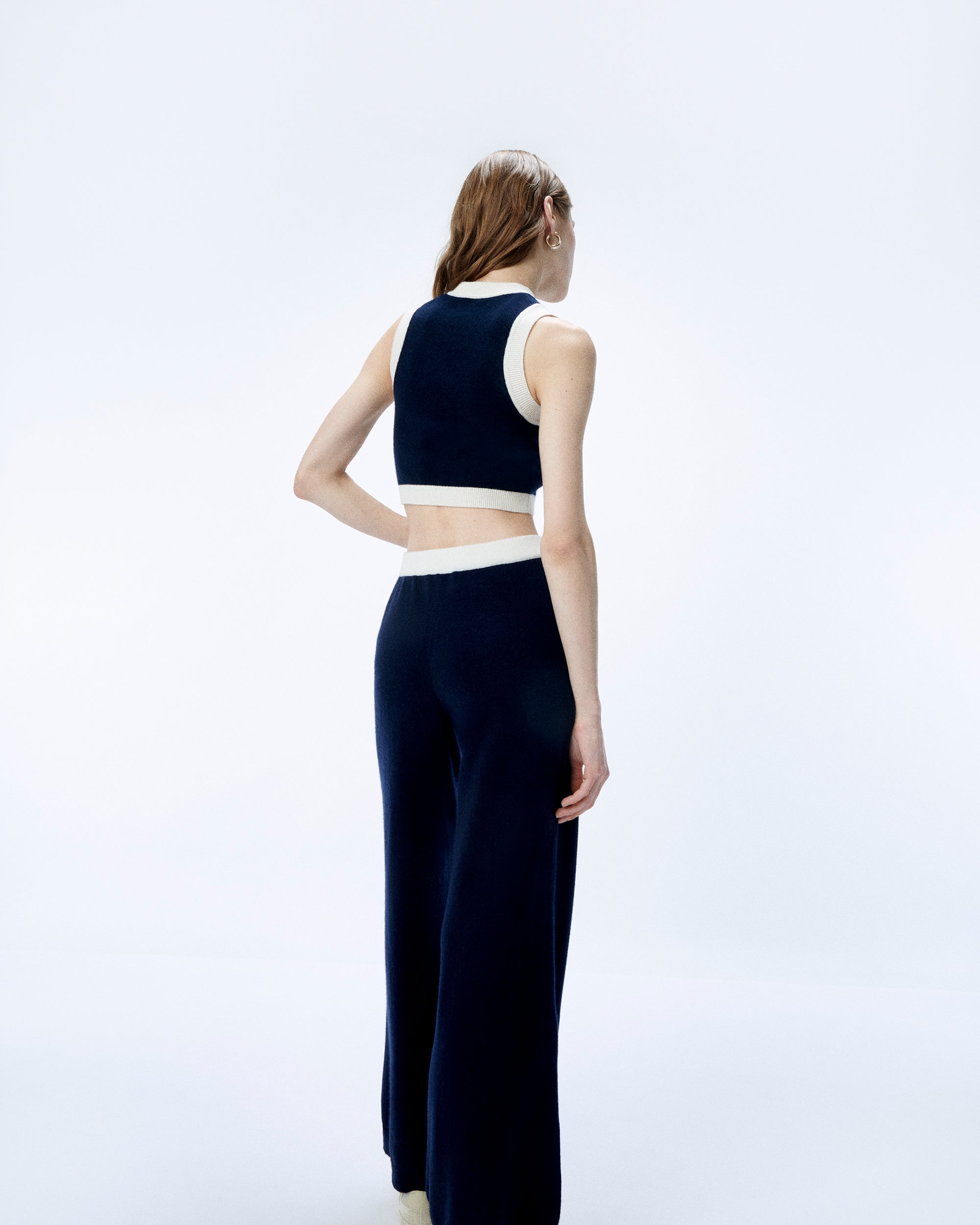 NAVY / NEW / QTY : 1 / Pull Sans Manche Bicolore - Navy