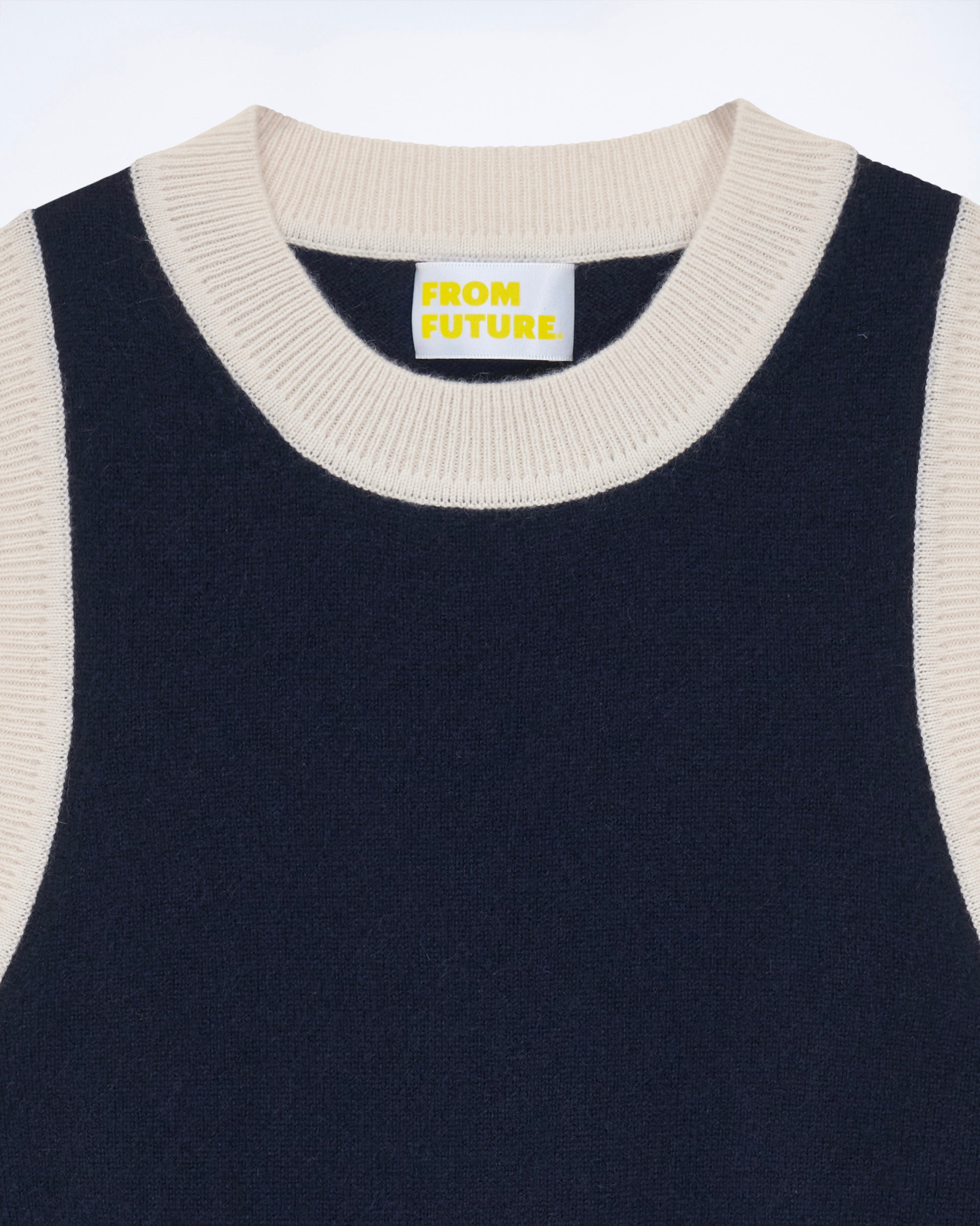 NAVY / NEW / QTY : 1 / Pull Sans Manche Bicolore - Navy