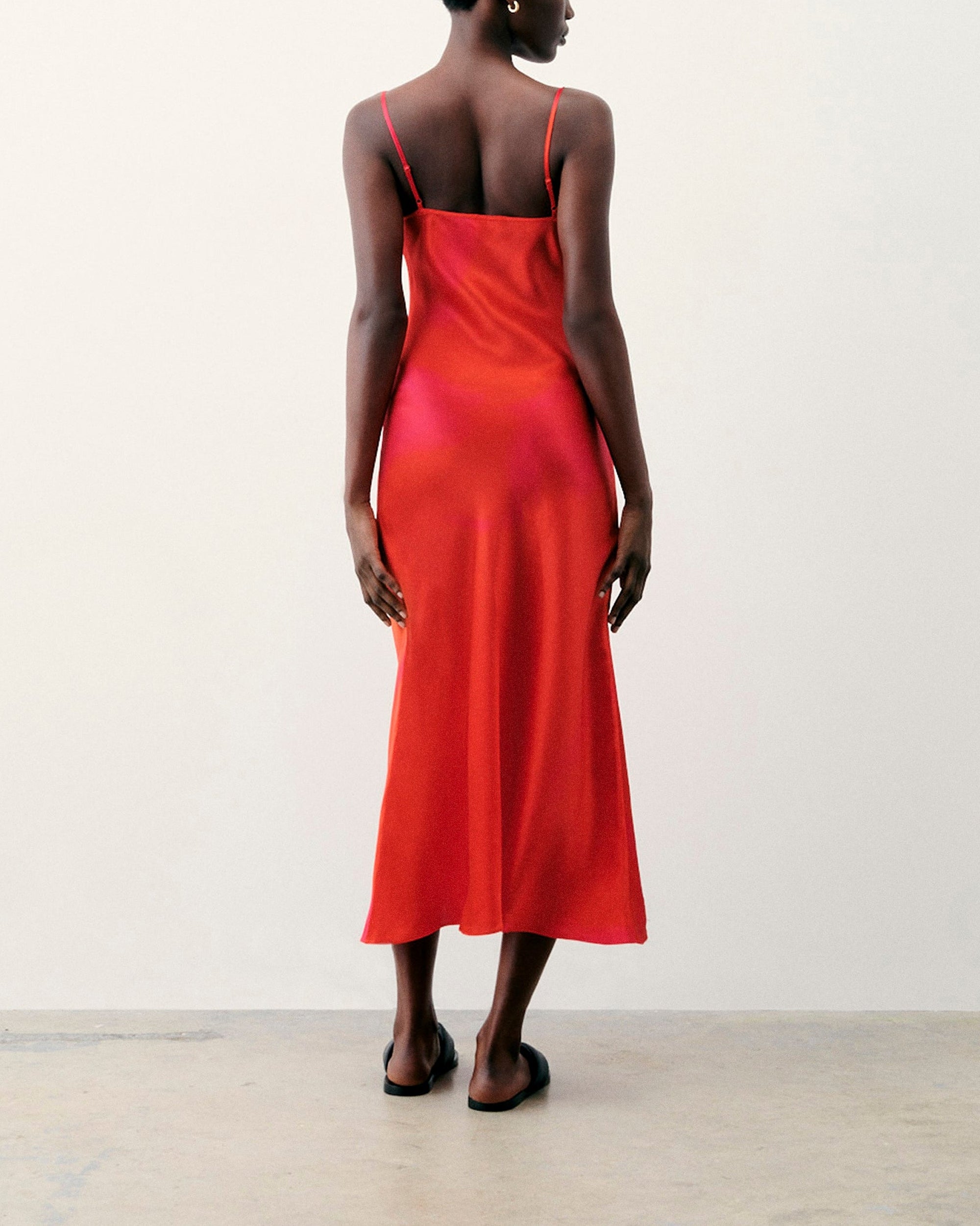 Robe longue à bretelles Gisele en soie - Utopic Pink