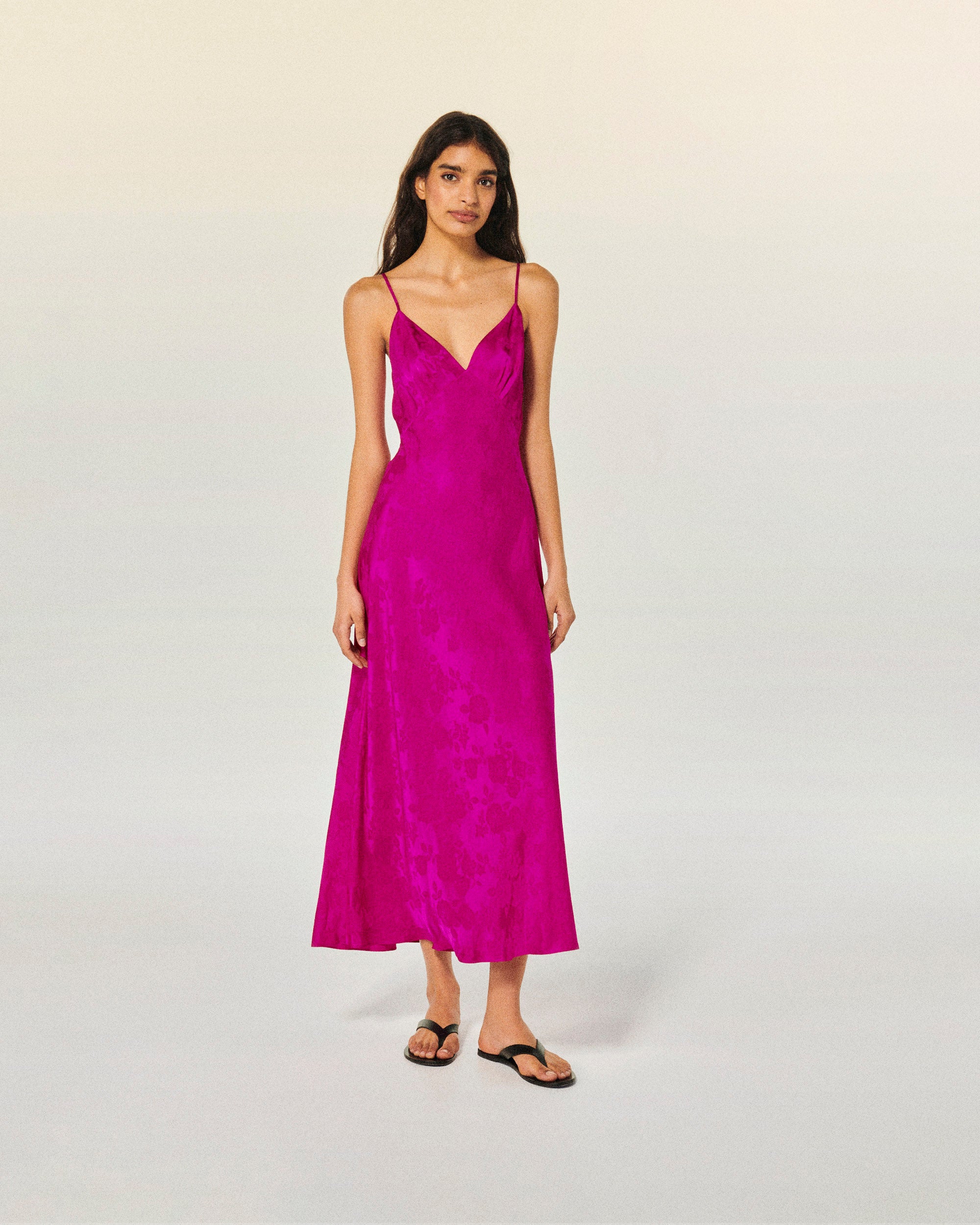 ROSES JACQUARD PINK / NEW / QTY : 2 / Robe Longue Bretelle Gigi - Roses Jacquard Pink