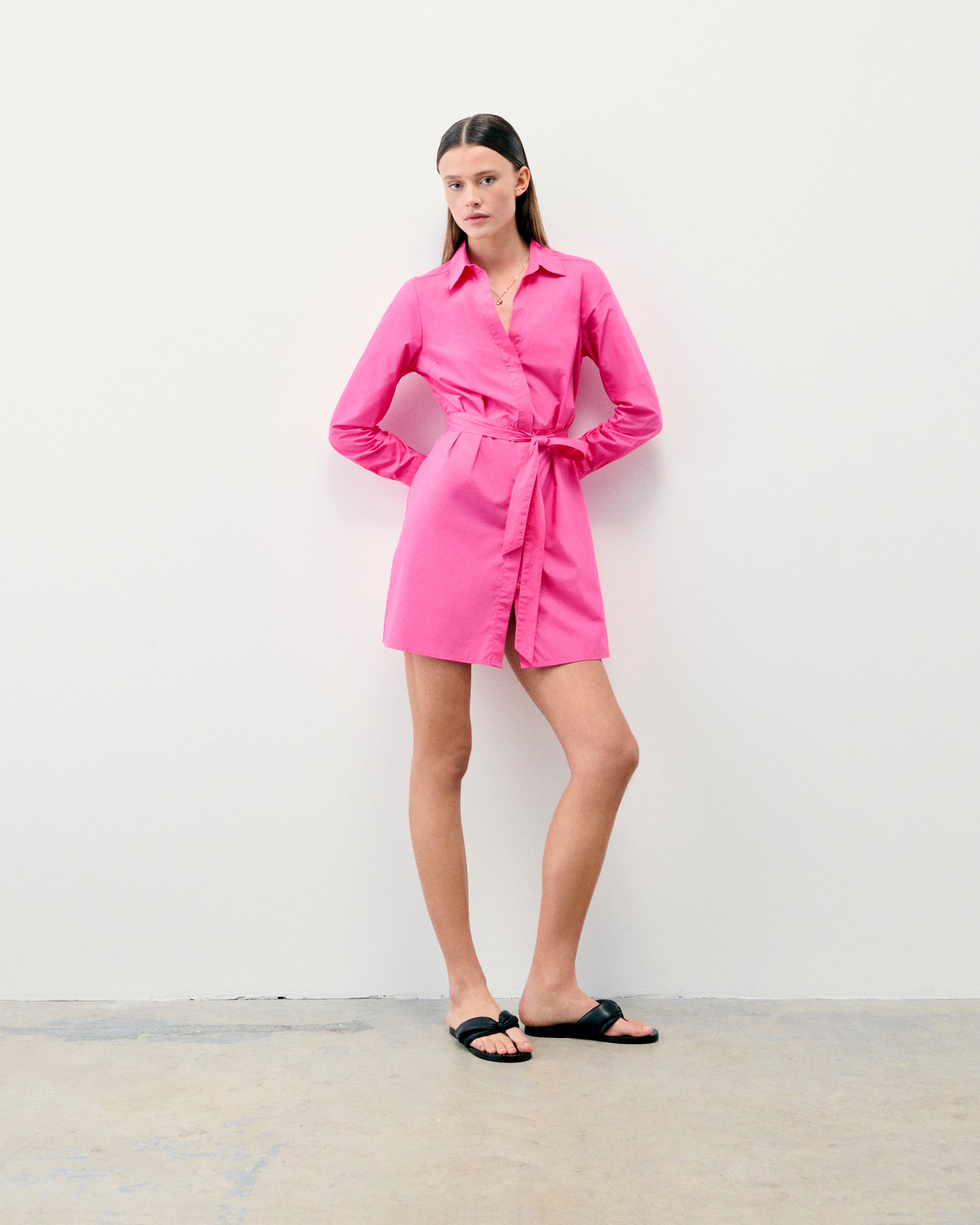 Y. ONLY PORTE / DISCO PINK / NEW / QTY : 83 / Robe Courte Manche Longue Alba - Disco Pink