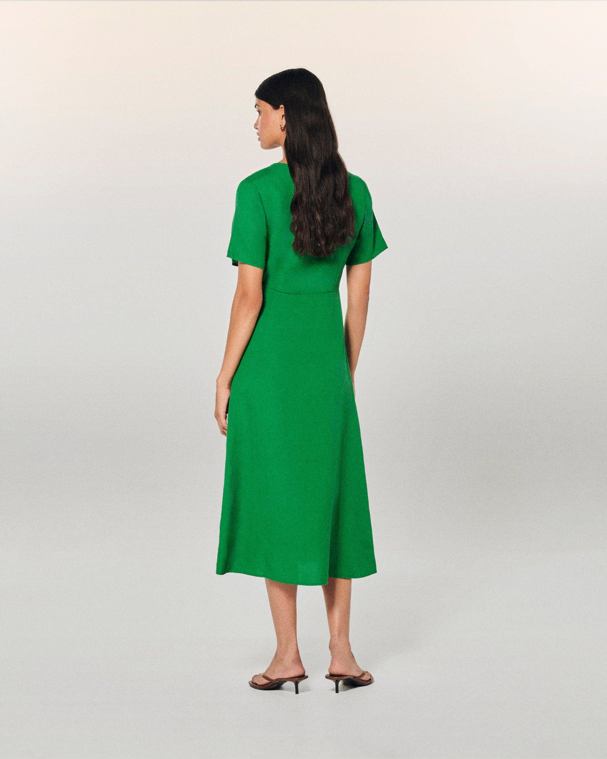 TROPICAL GREEN / NEW / QTY : 54 / Robe Longue Manche Courte Arielle - Tropical Green