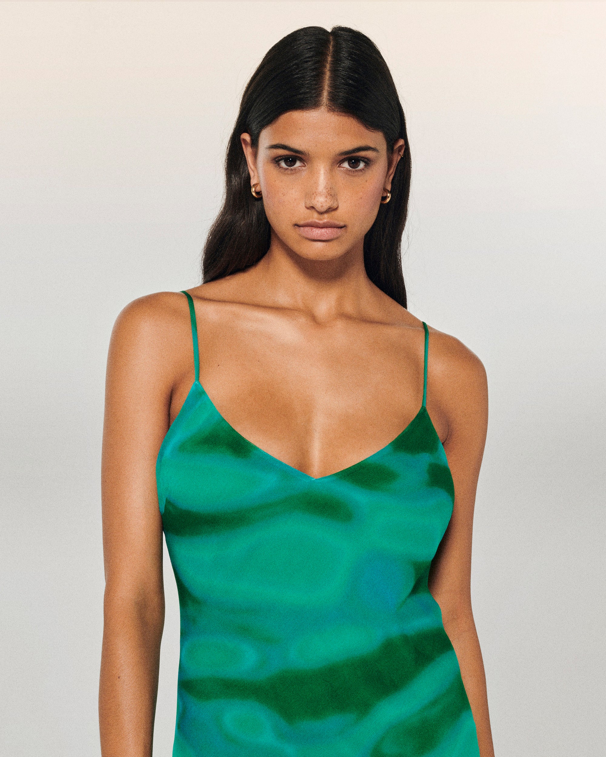 Y. ONLY PORTE / MARVELOUS GREEN / NEW / QTY : 1 / Robe Longue Bretelle Mousseline - Marvelous Green