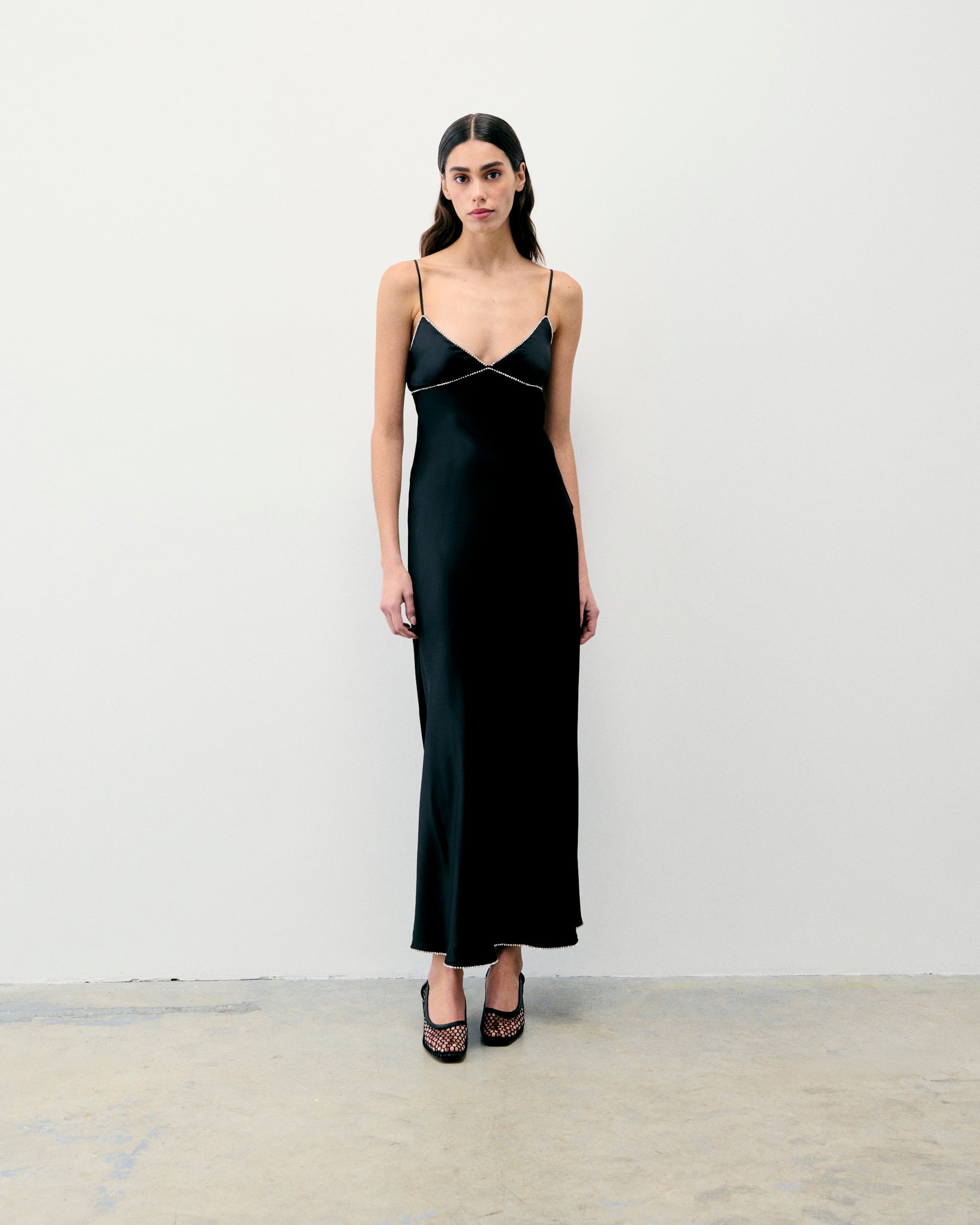 NOIR / DJV / QTY : 13 / Robe Longue Bretelle Tess - Noir