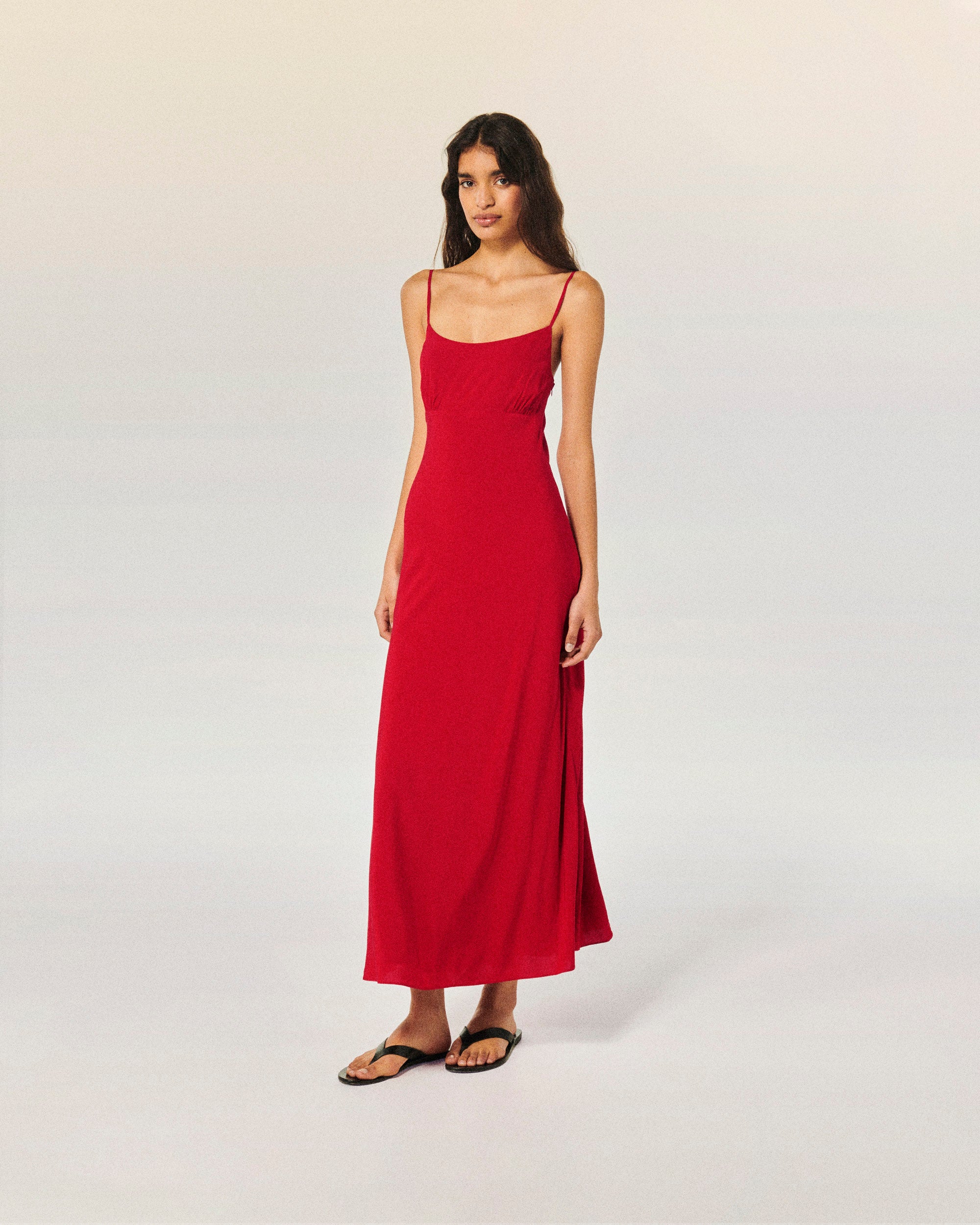 RED / NEW / QTY : 6 / Robe Longue Bretelle Ilona - Red
